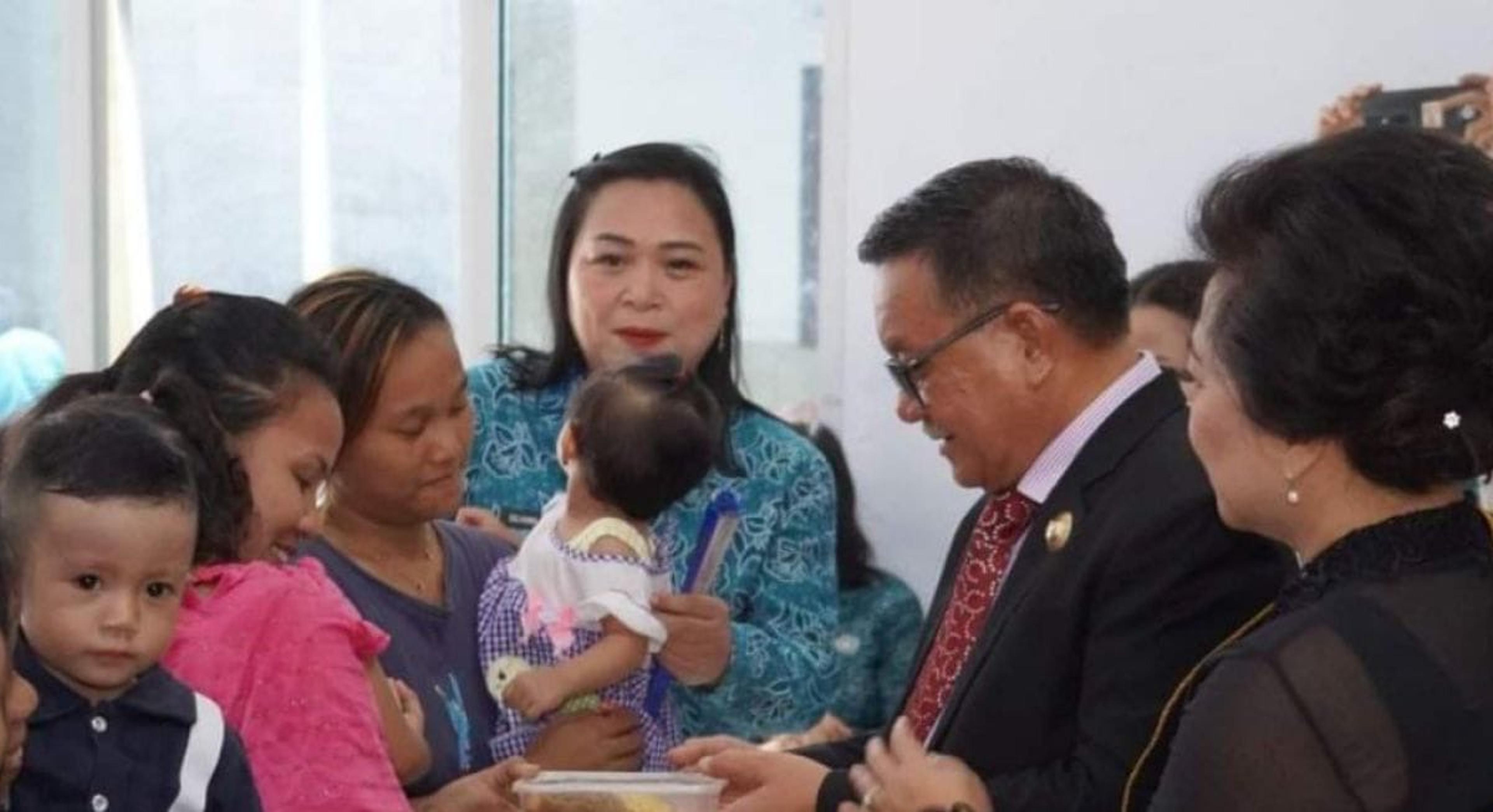 Pemkot Bitung Beri Makanan Tambahan Balita dan Ibu Hamil Cegah Stunting