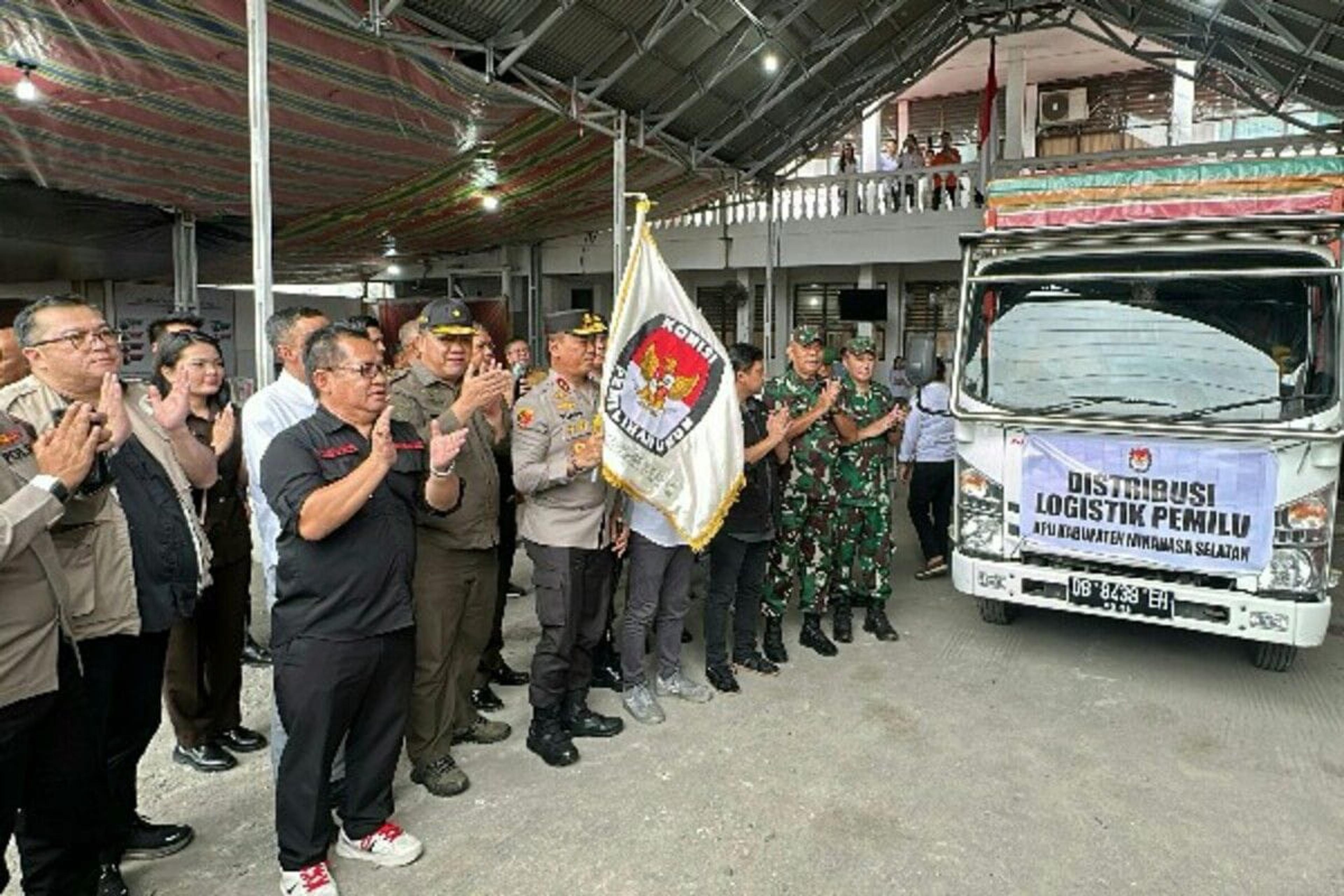 Kapolda Lakukan Monitoring Pendistribusian Logistik Pemilu di Minsel