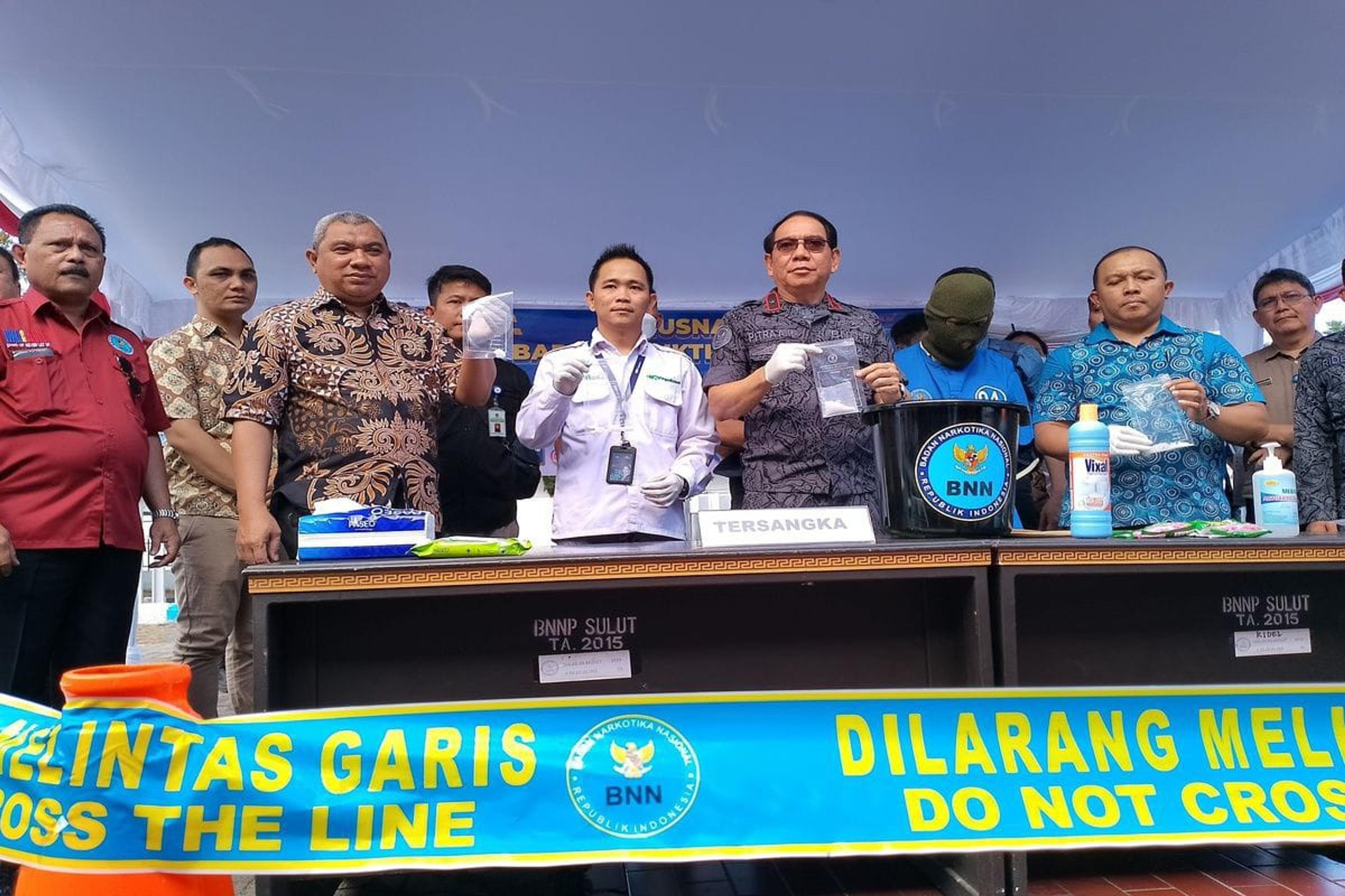 BNN Sulut Musnahkan Barang Bukti Sabu-Sabu