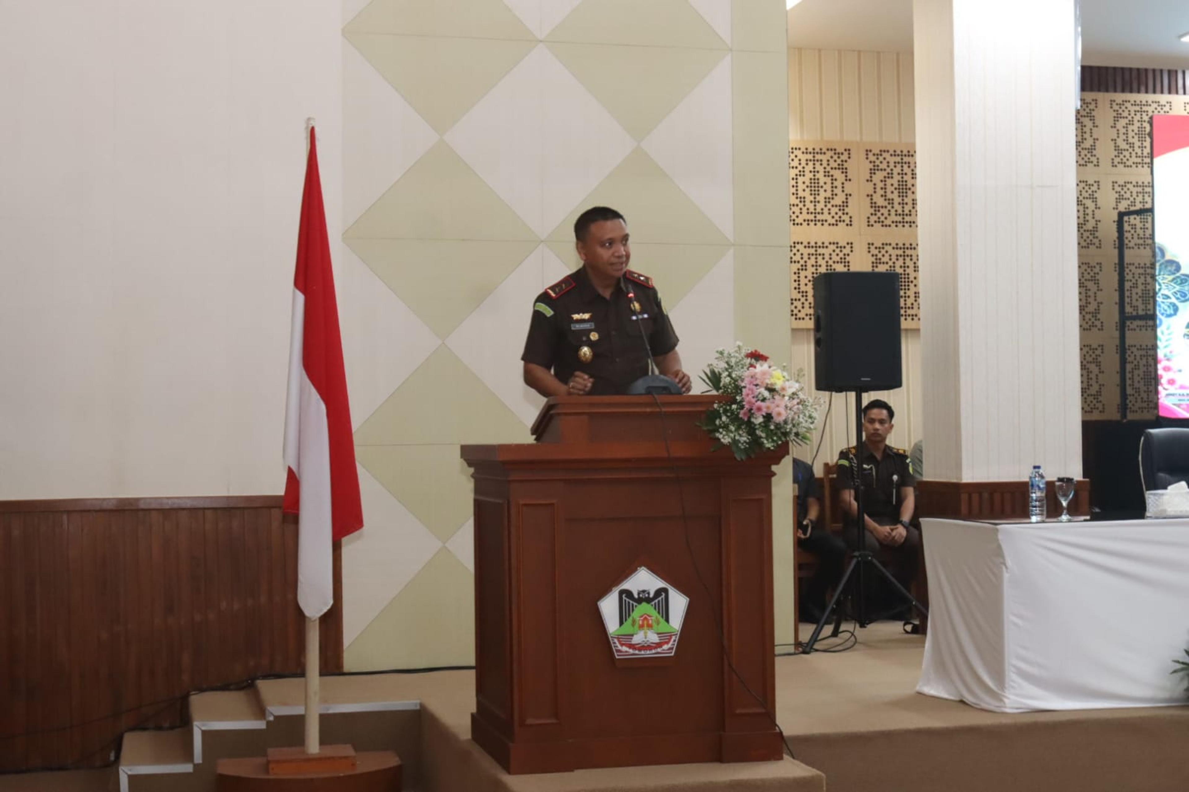 Wali Kota Tomohon Caroll Senduk menghadiri pelantikan dan pengukuhan Pengurus DPC ABPEDNAS, DPC Srikandi Jaga Desa, serta DPC ASLINMAS Kota Tomohon periode 2026–2031. (Ist)