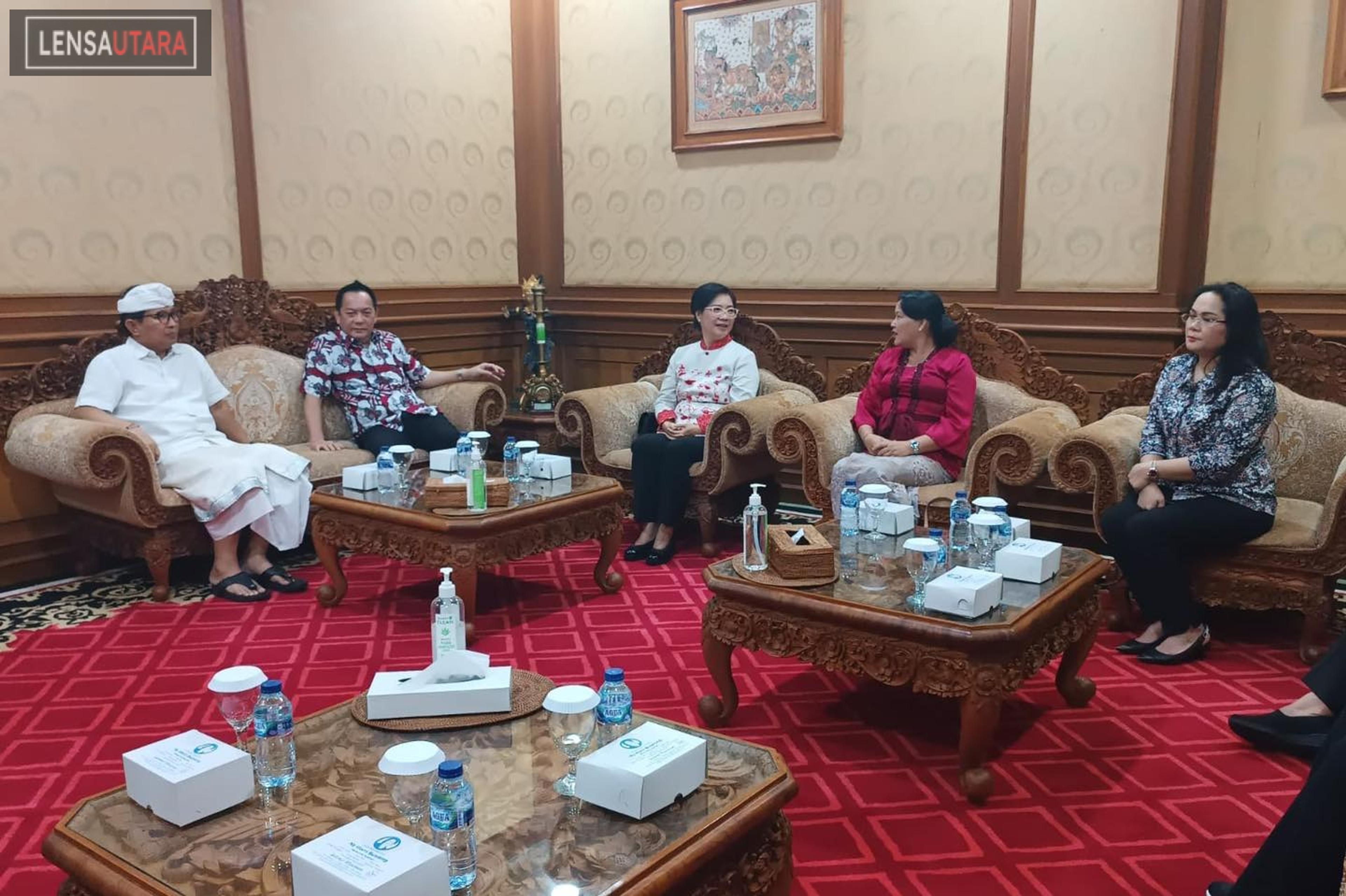 Kunker ke Kabupaten Badung, Caroll Tinjau Pemberdayaan UMKM dan Kemudahan Investasi
