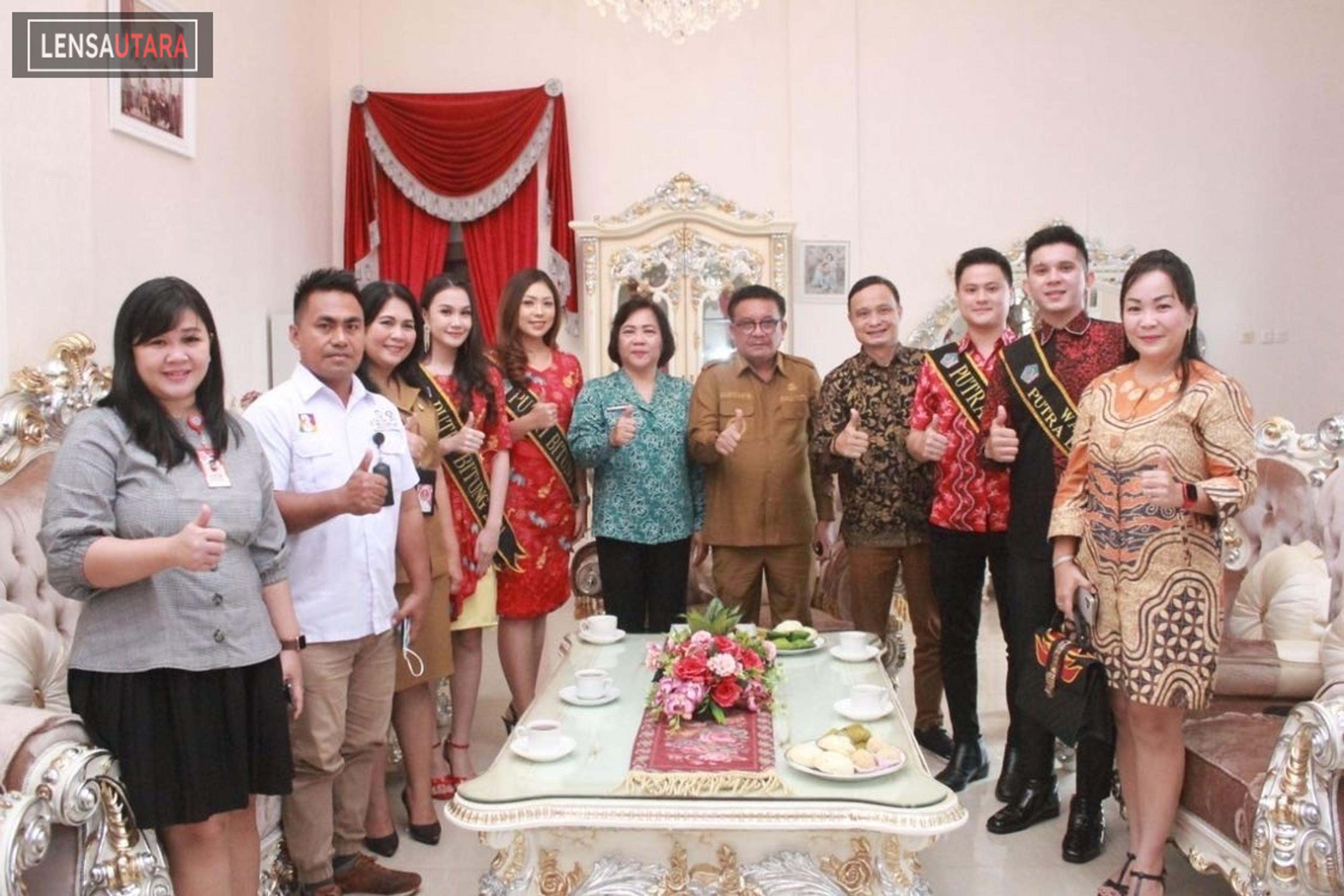 Walikota Bitung Audiens Bersama Putra-Putri Bitung Jelang Pemilihan Nyong Noni Sulut 2022