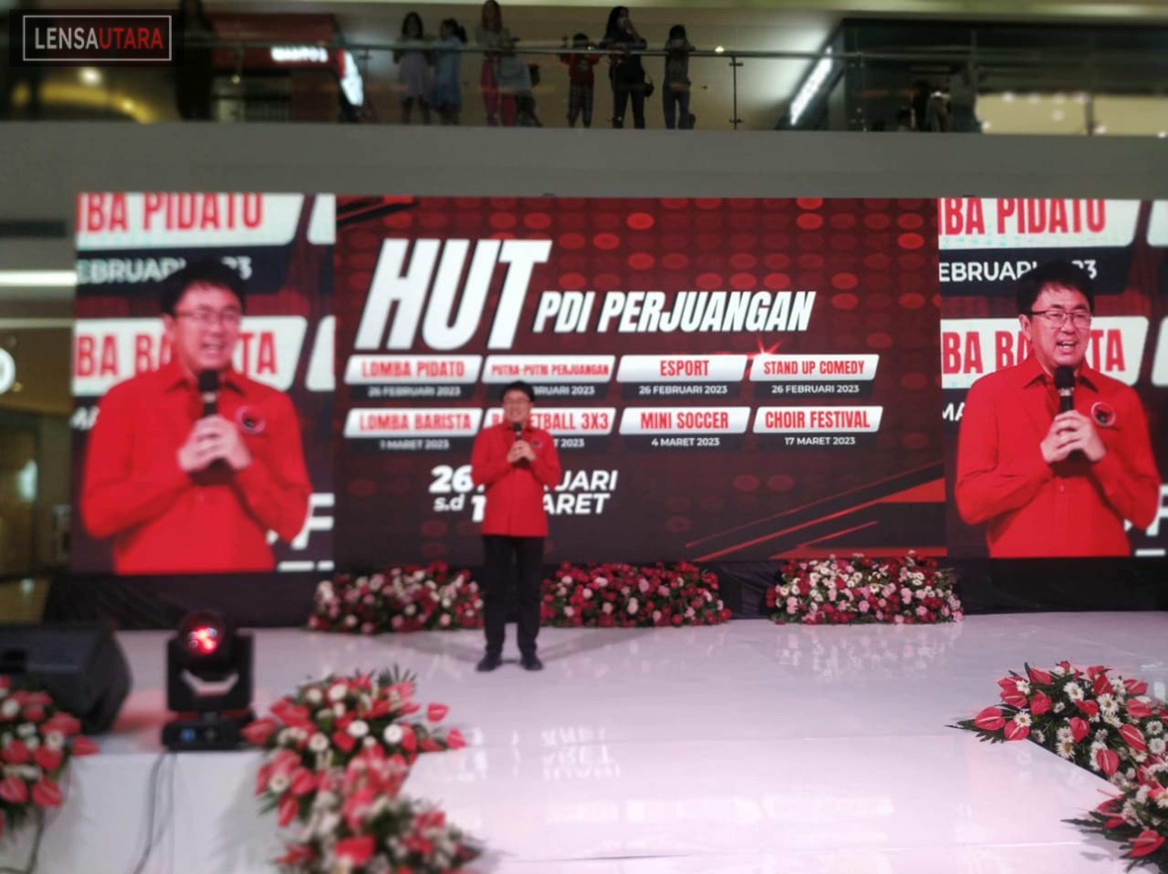 Buka Kegiatan HUT Ke-50 PDIP, Angouw Berbicara Tentang Pilar Demokrasi