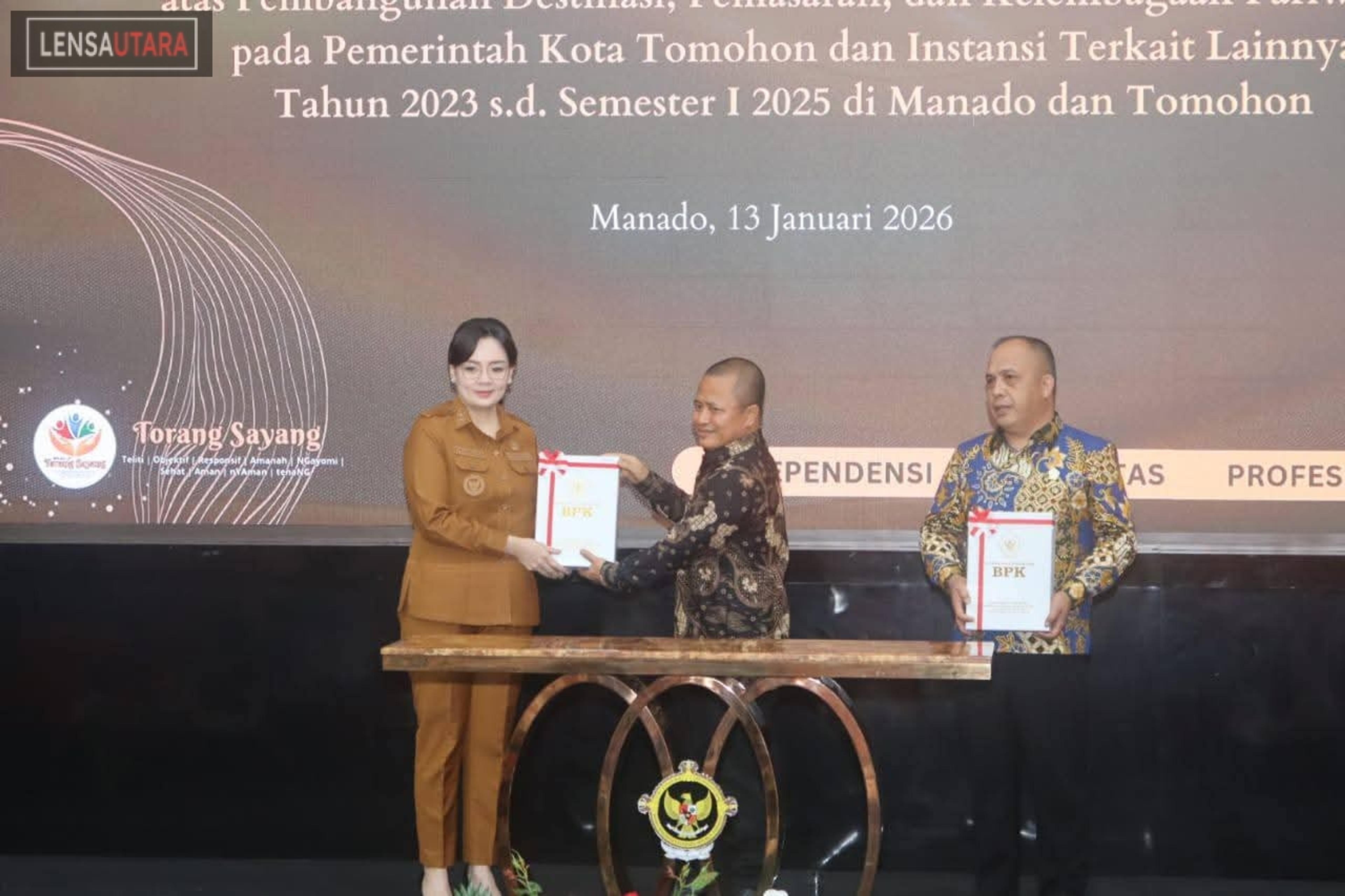 Wawali Sendy Rumajar Terima LHP Kinerja DTT dari BPK Sulut