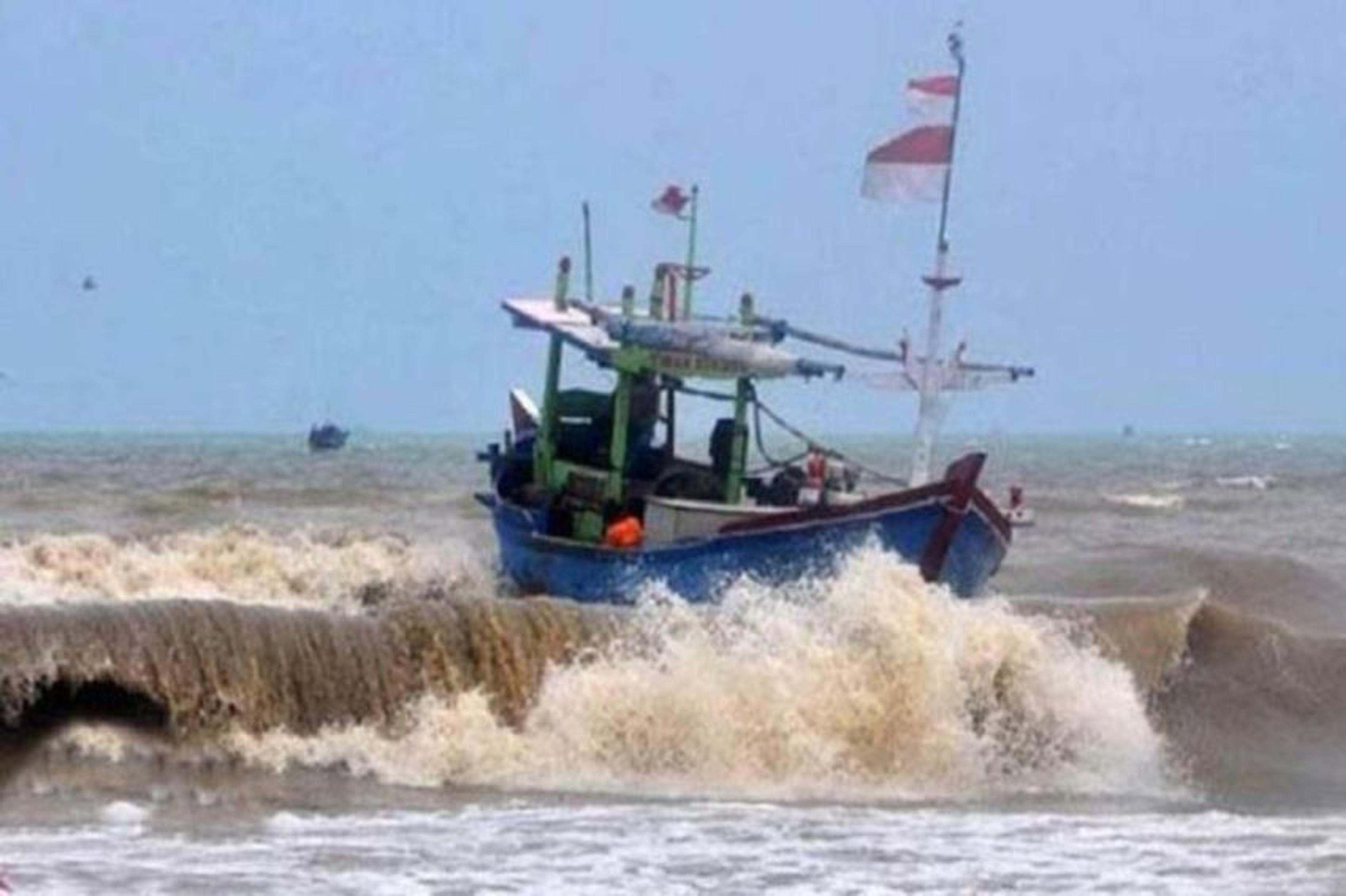 Untuk Transportasi Laut, BMKG Ingatkan Waspadai Gelombang 2,5 Meter
