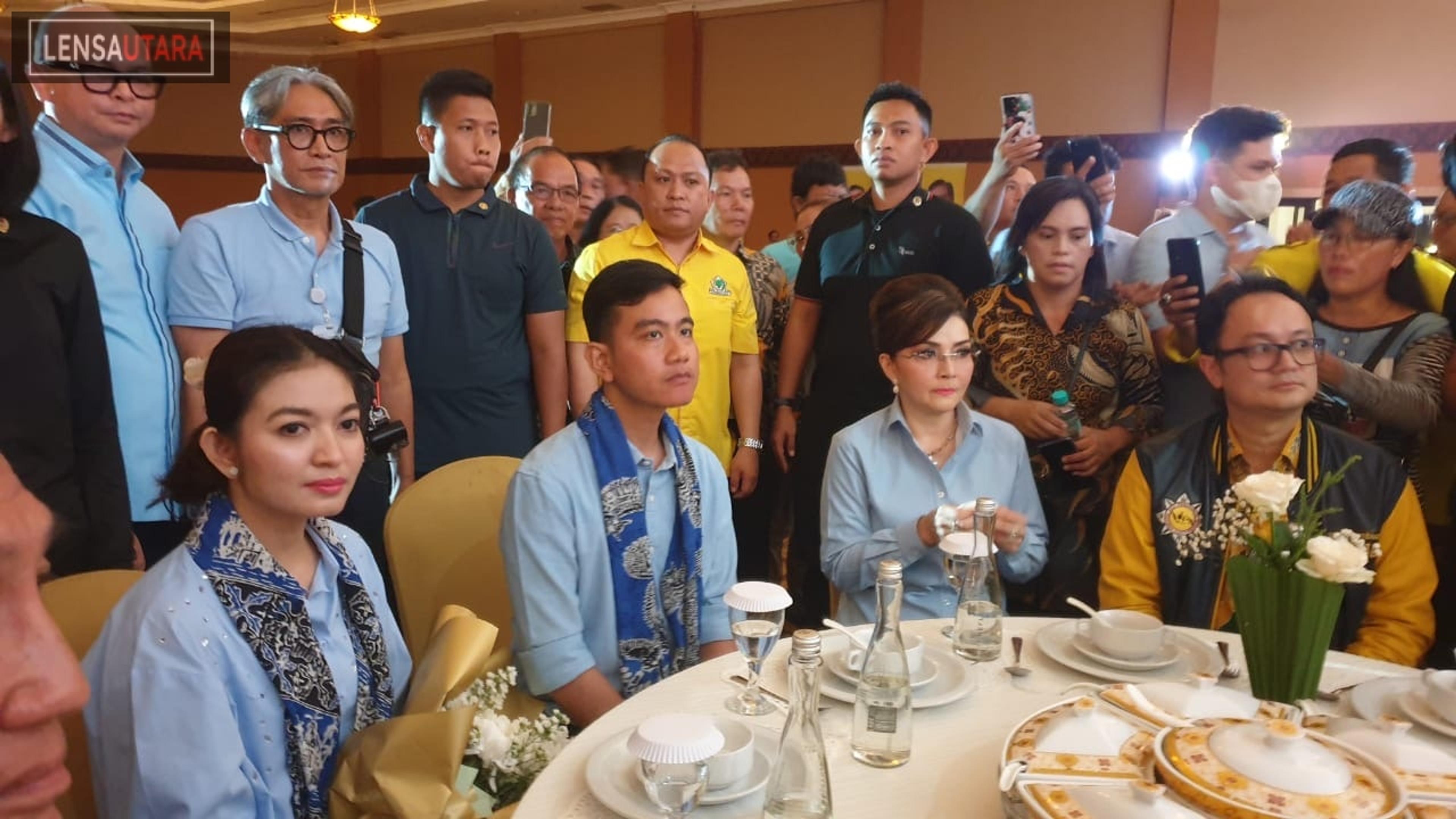 Gibran Datang di Sulut Disambut Teriakan “Menang Satu Putaran”