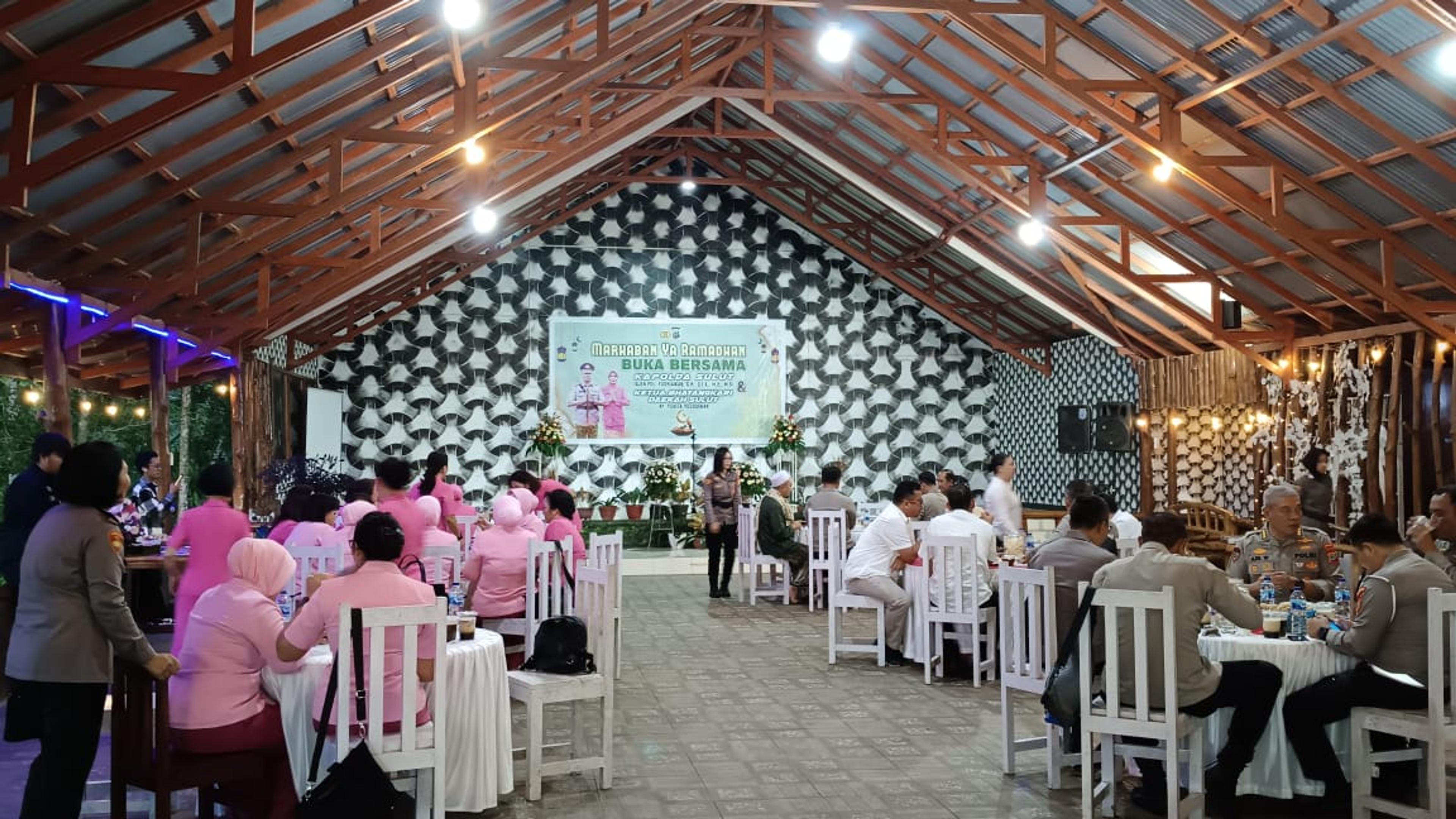 Kapolda Sulut Gelar Buka Puasa Bersama di Destinasi Welu