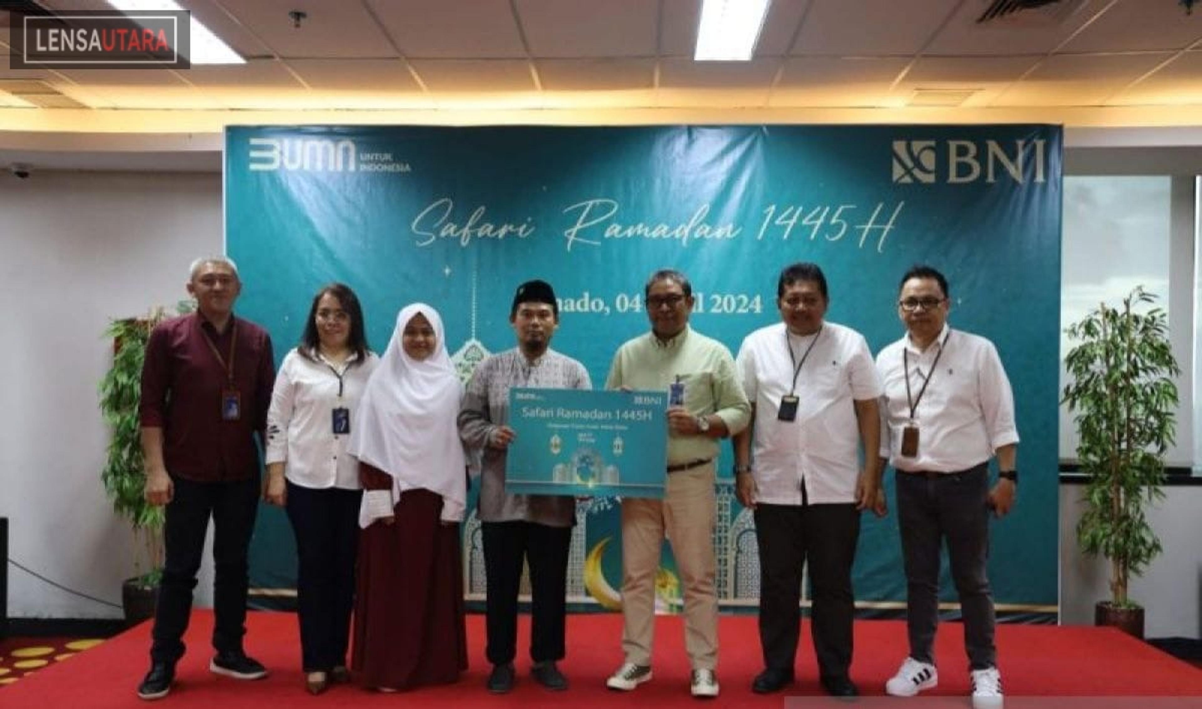 BNI Sulutenggomalut Serahkan 4.600 paket Sembako dalam Safari Ramadan 2024