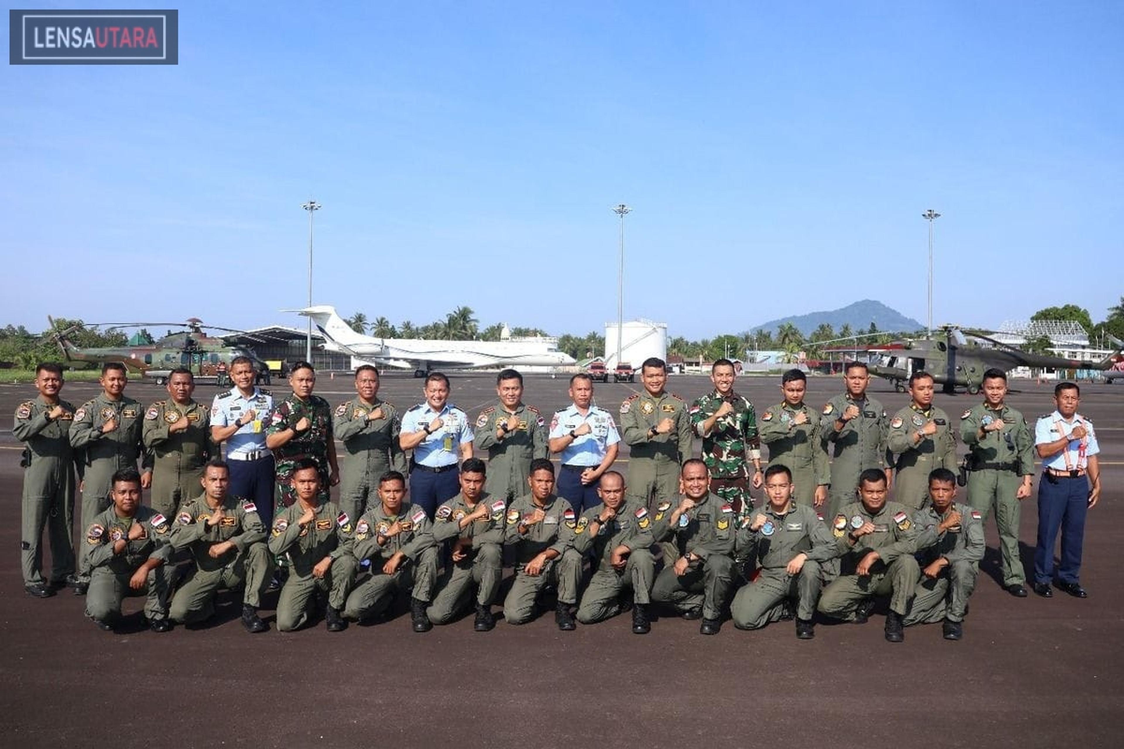 Dua Helikopter TNI Berangkat Dari Lanud Sam Ratulangi Jalankan Misi Kemanusiaan