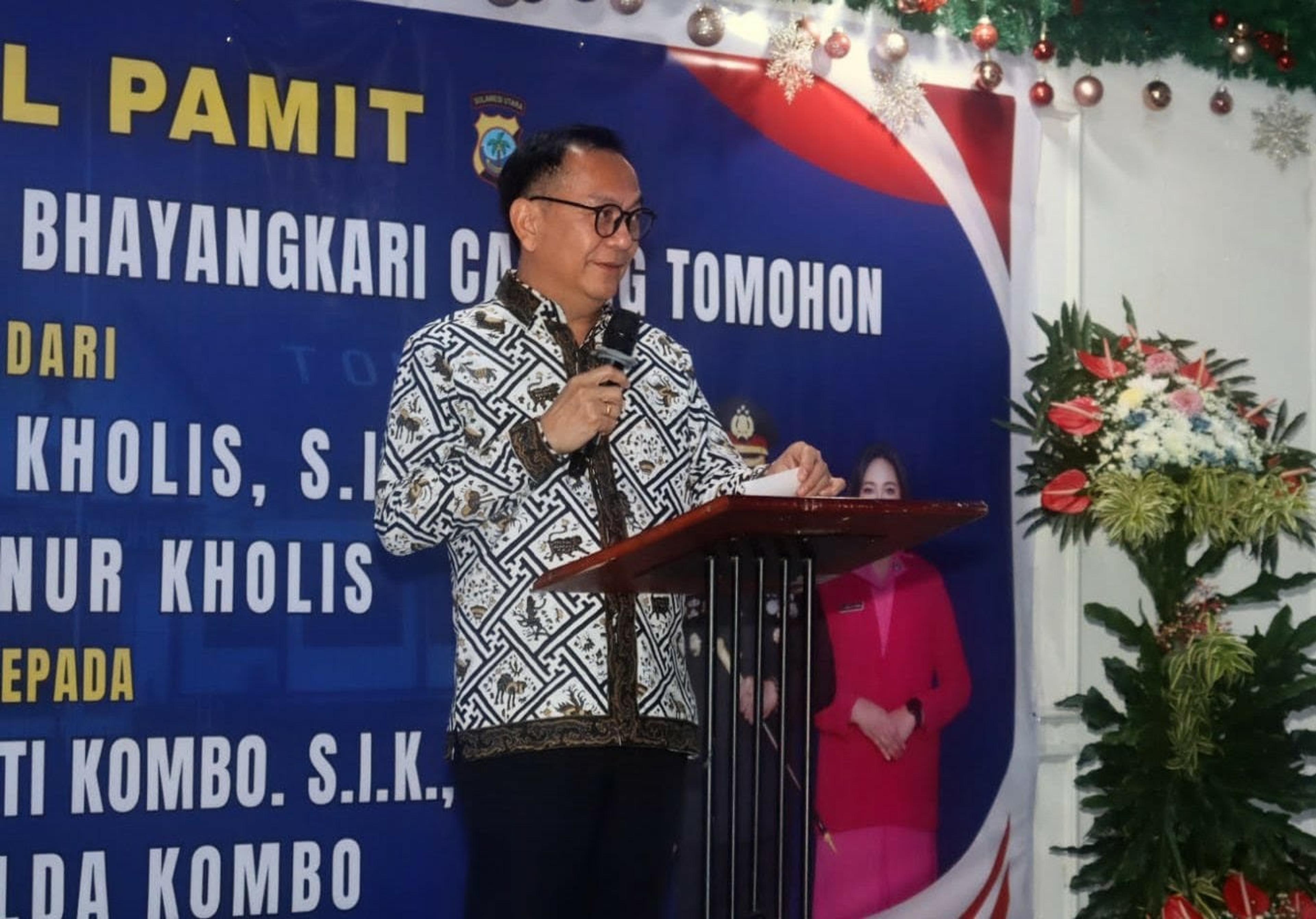 AKBP Novrial Kombo Jabat Kapolres Tomohon Gantikan AKBP Nur Kholis, Wali Kota Caroll Berharap Sinergi Polres-Pemkot Terus Berjalan