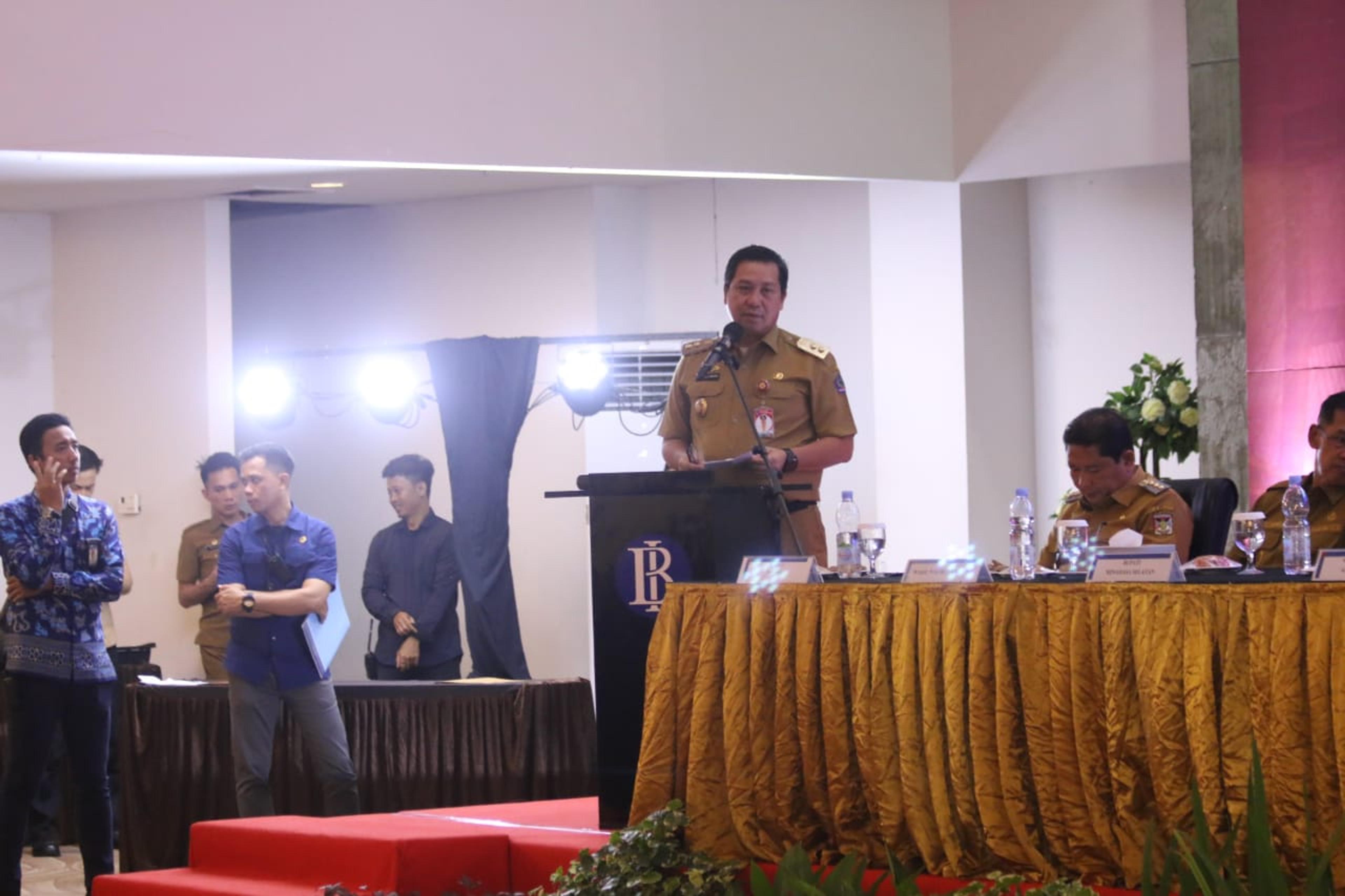 Wagub Kandouw: Kenaikan Harga Pangan Harus Jadi Perhatian
