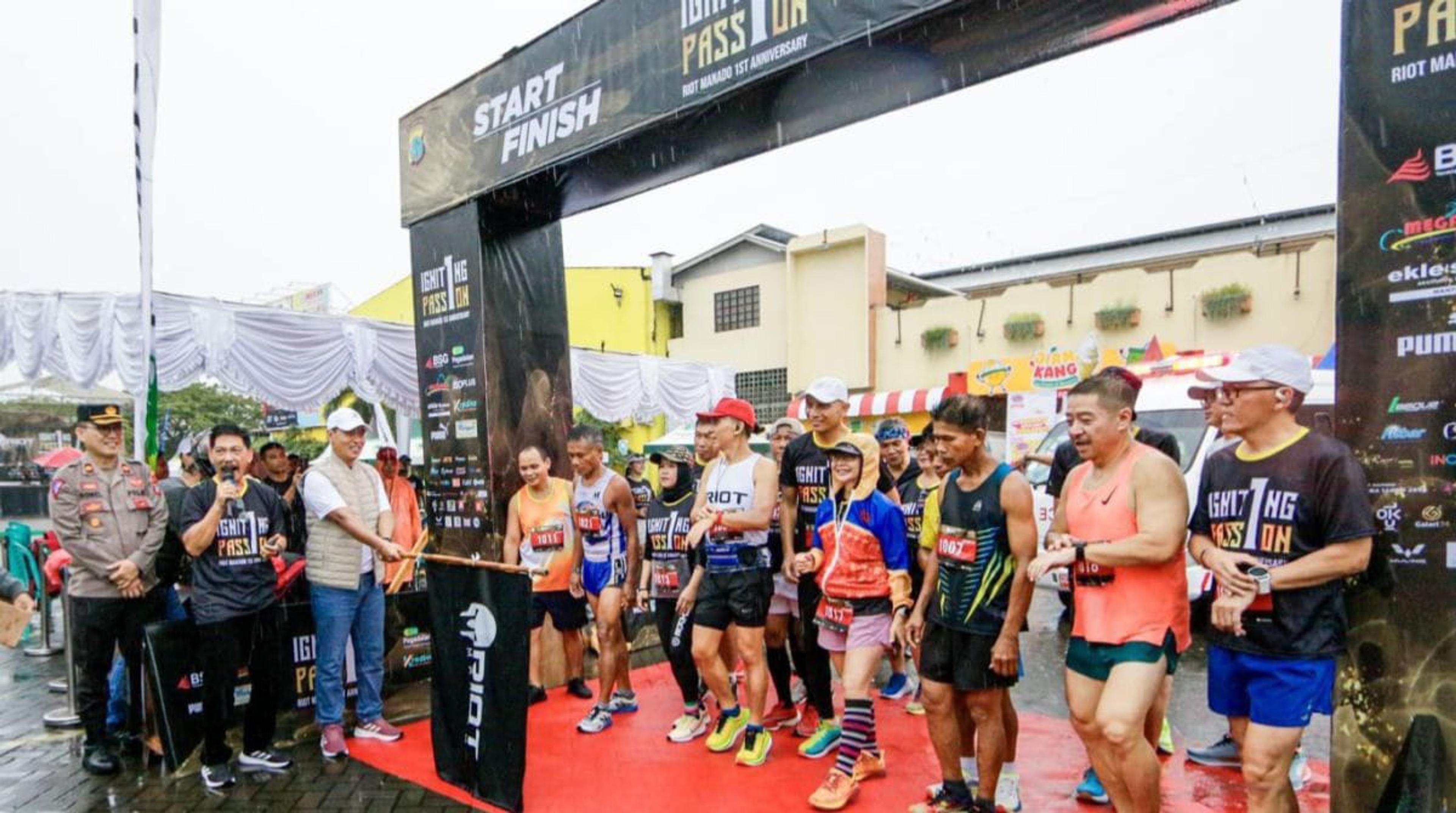 Pegadaian Kanwil Manado Sponsor Utama 7K Fun Race Indonesia Chapter Manado