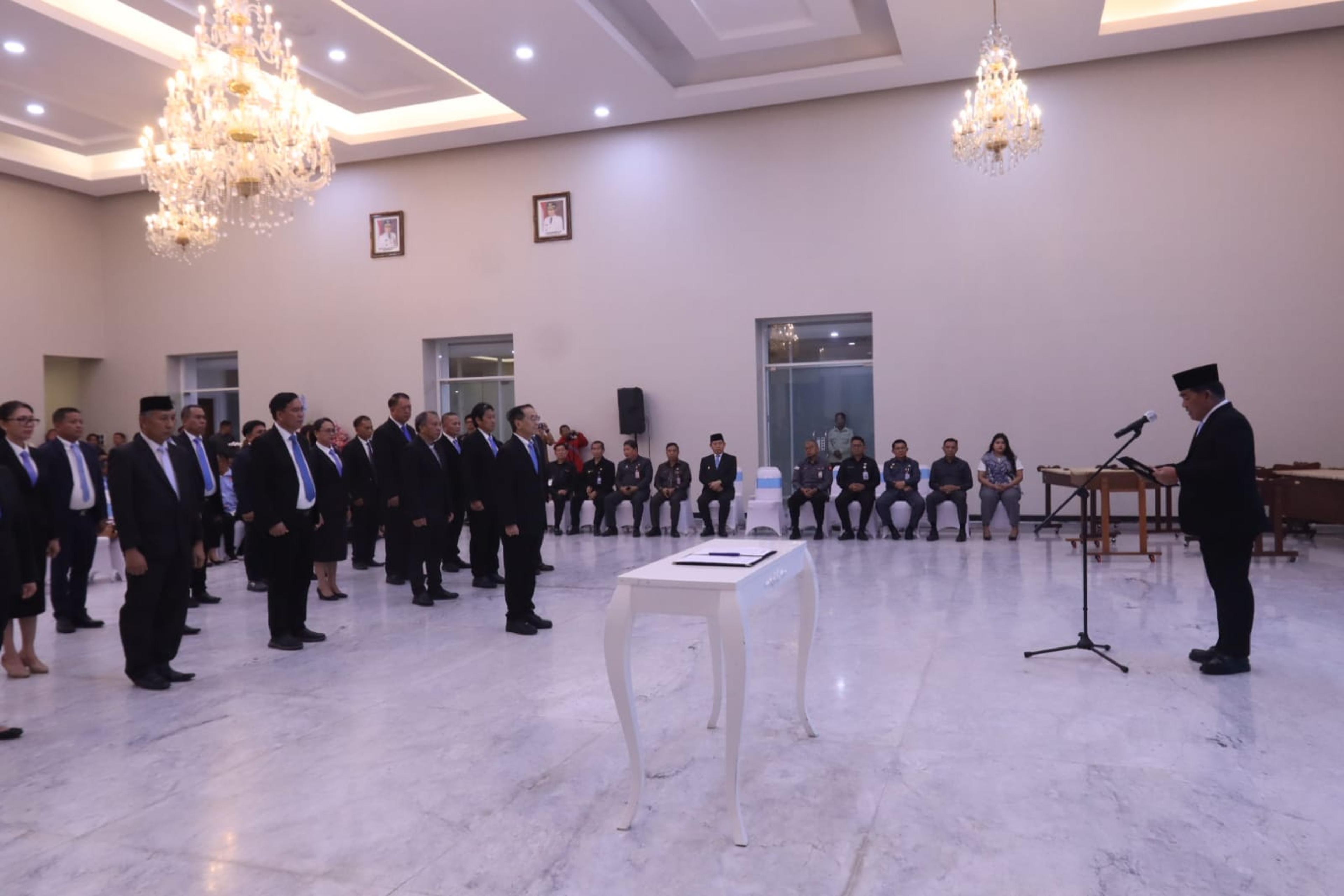 Sekda Tomohon Hadiri Pelantikan FKUB Sulut Periode 2026-2031 dan Pengukuhan Forum PAKSI Sulut 2026-2030