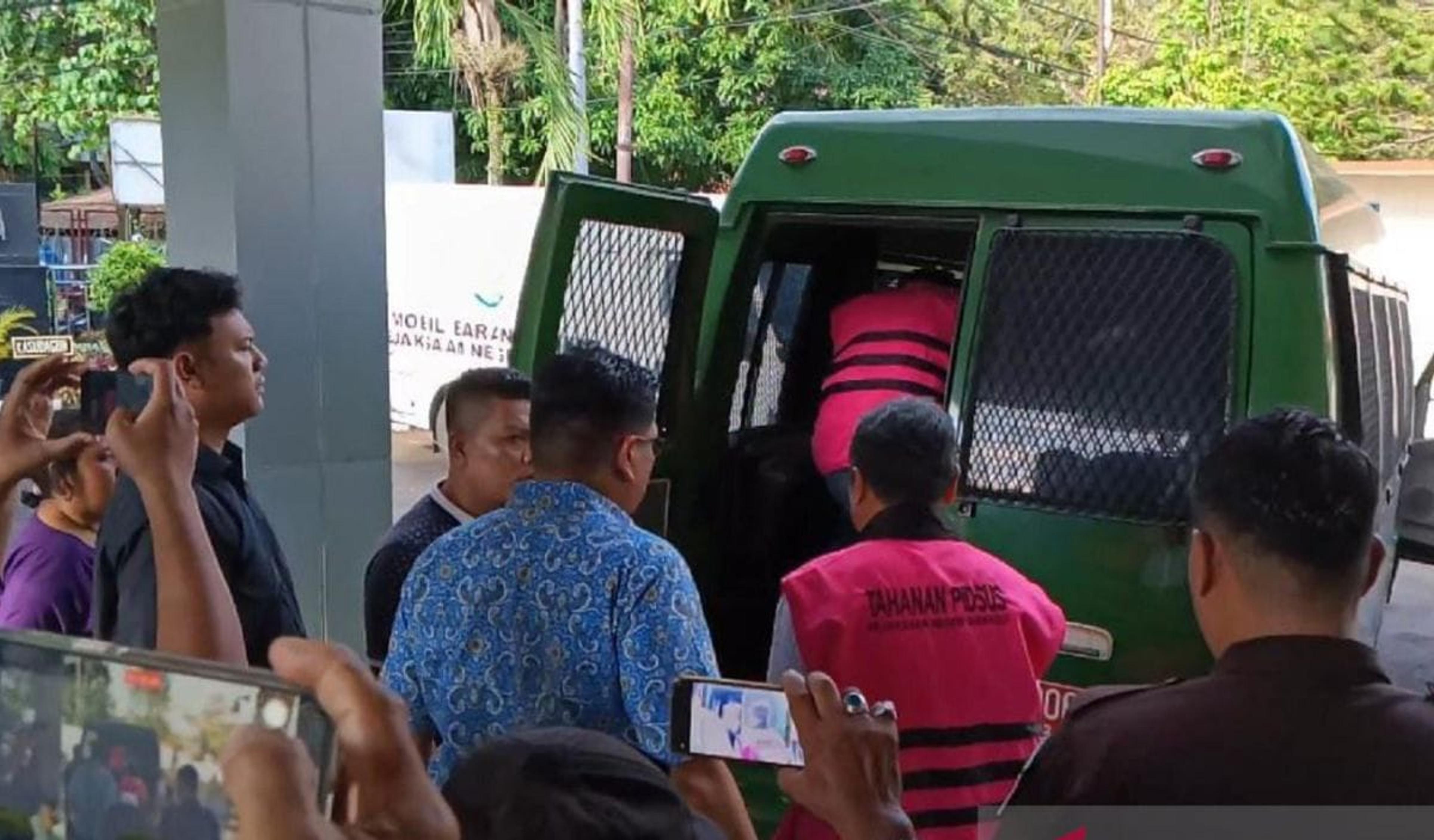 Tersangka Korupsi, Kejari Resmi Tahan Mantan Kepala BKAD Kota Manado