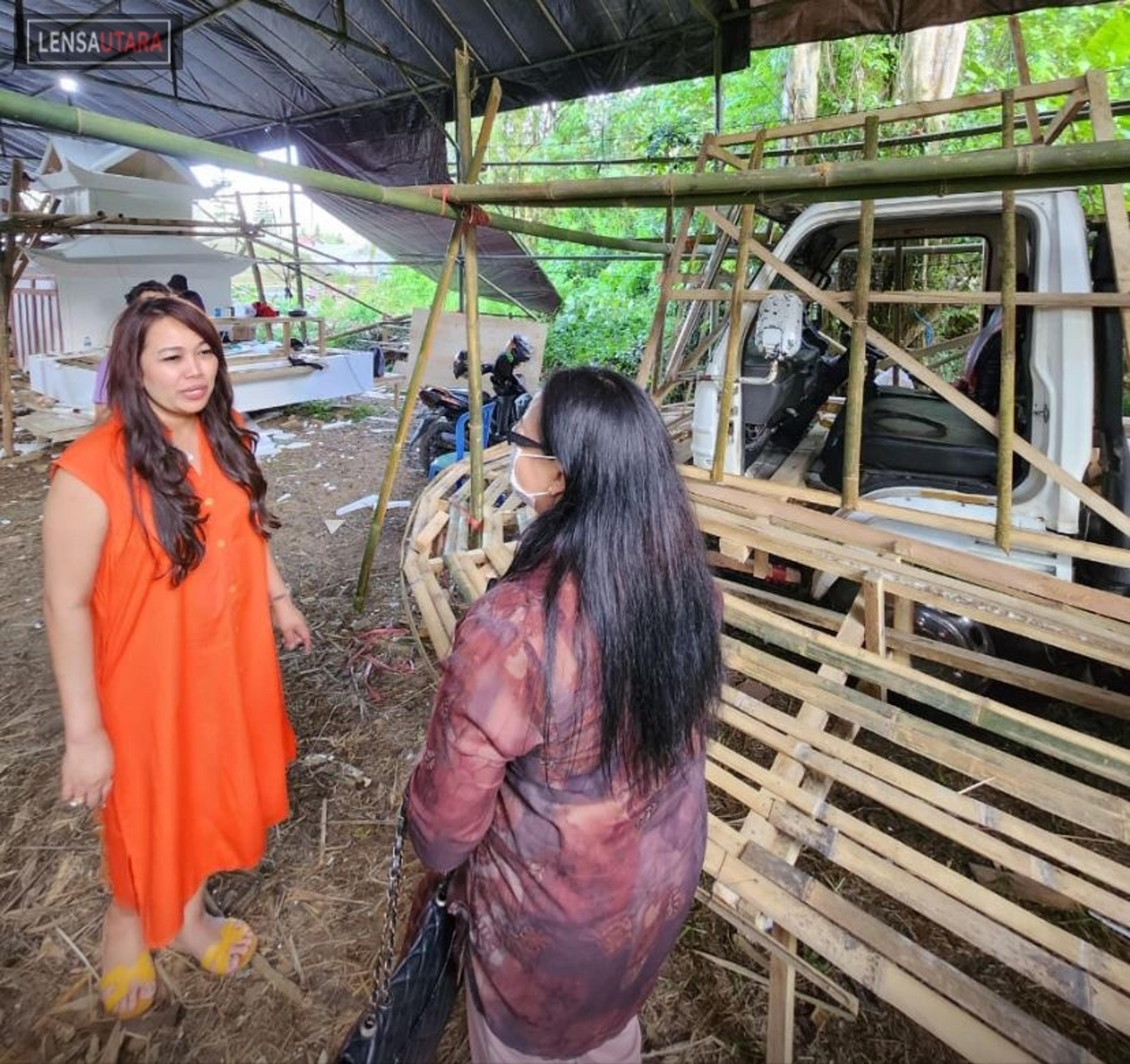 Sambangi Hanggar TIFF, Devi Tanos Tinjau Kesiapan Kendaraan Hias