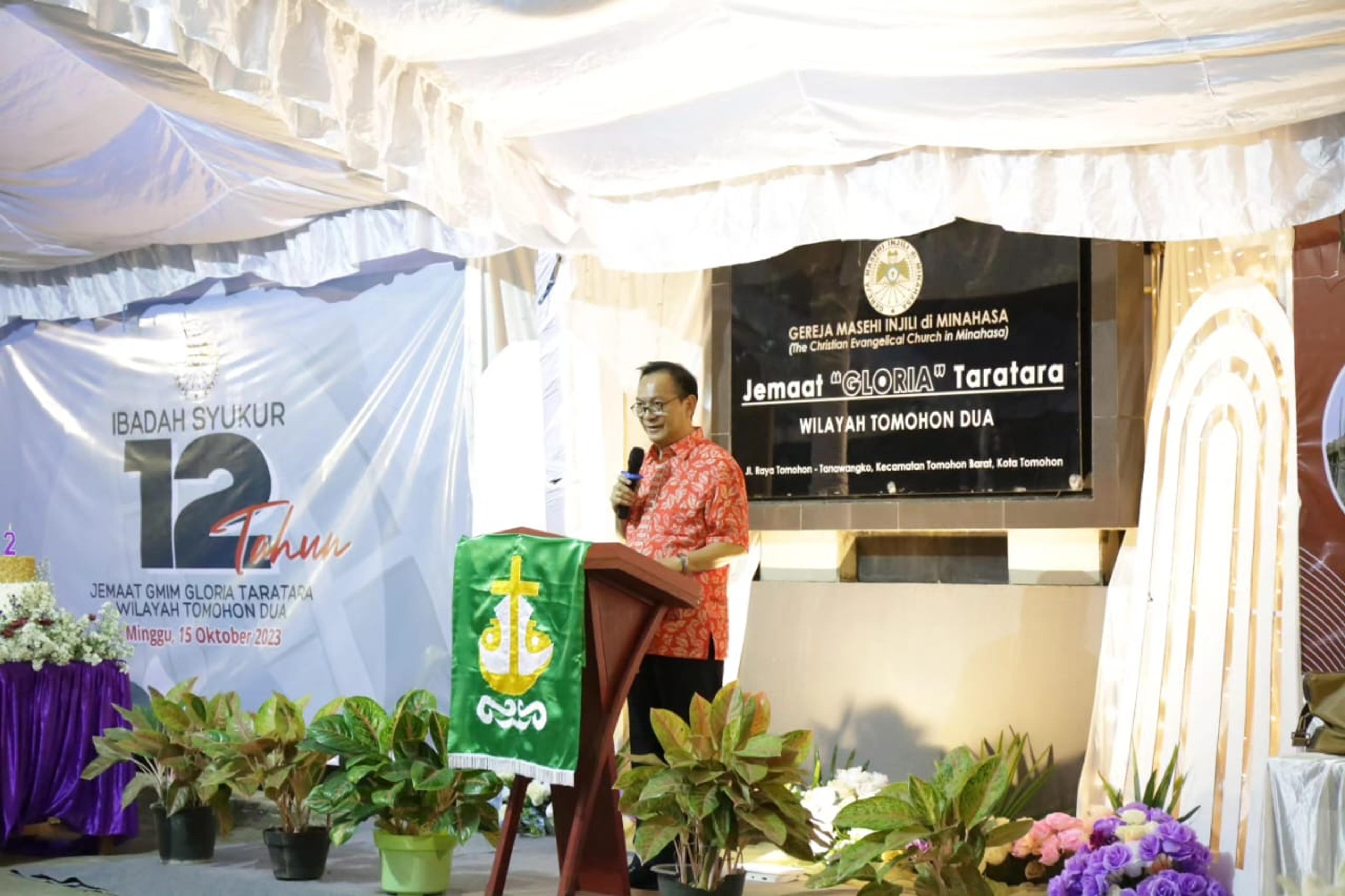 Caroll di HUT ke-12 GMIM Gloria Taratara: Pemkot Komit Tingkatkan Kesejahteraan Rakyat