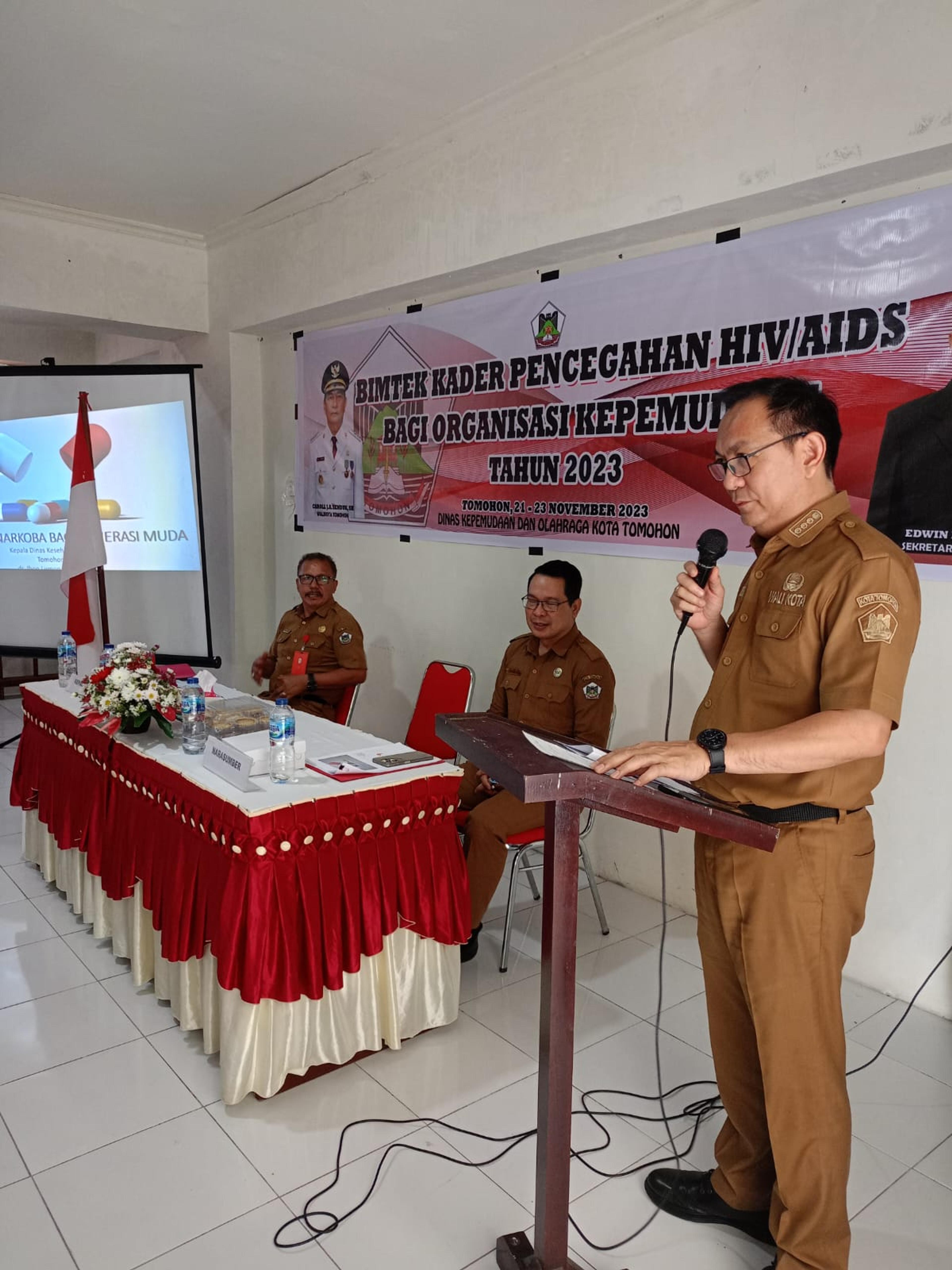 Kader Pemuda di Tomohon Diajarkan Cara Antisipasi Penularan HIV/AIDS