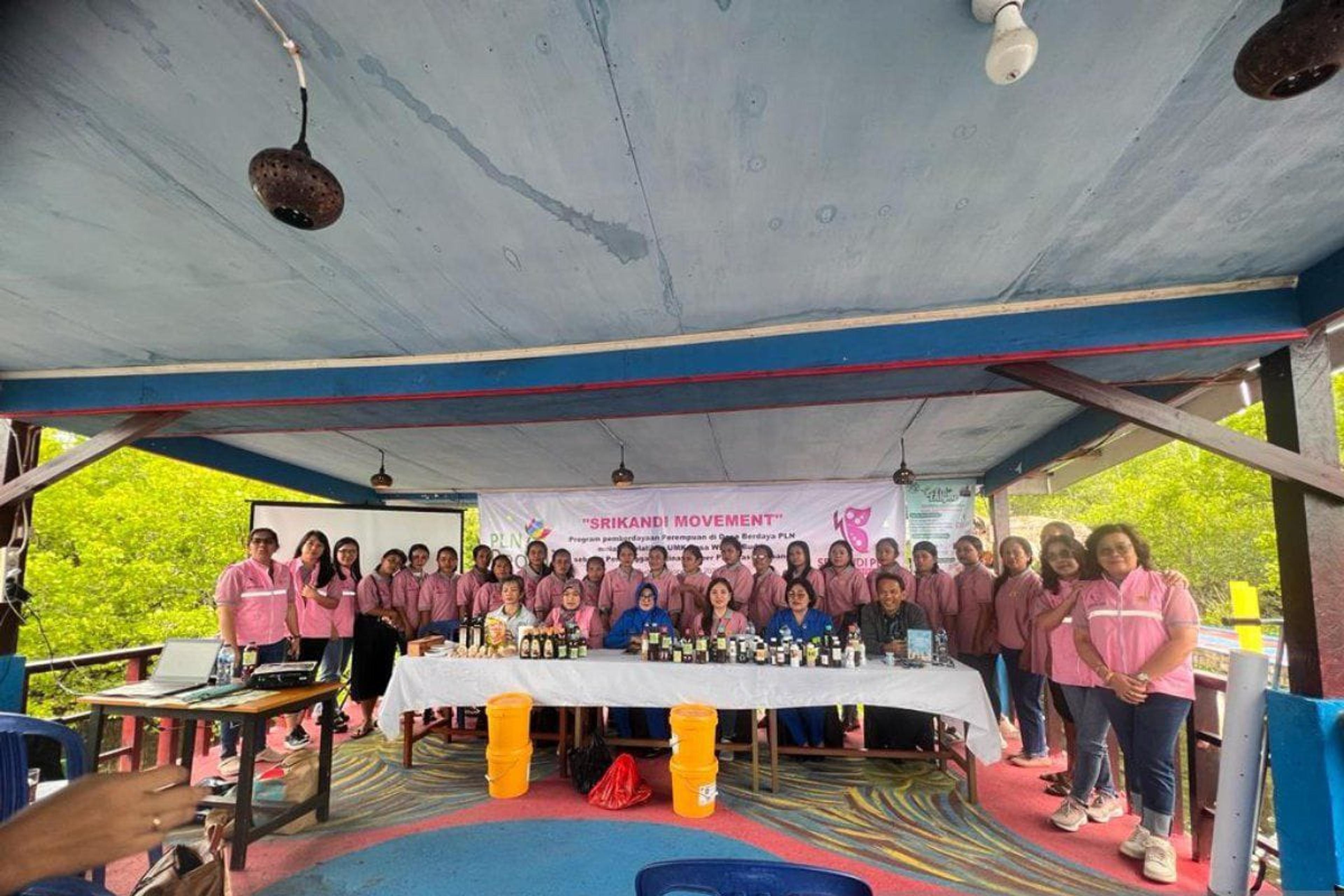PLN Suluttenggo Tingkatkan Kualitas UMKM Perempuan Desa Wisata Budo