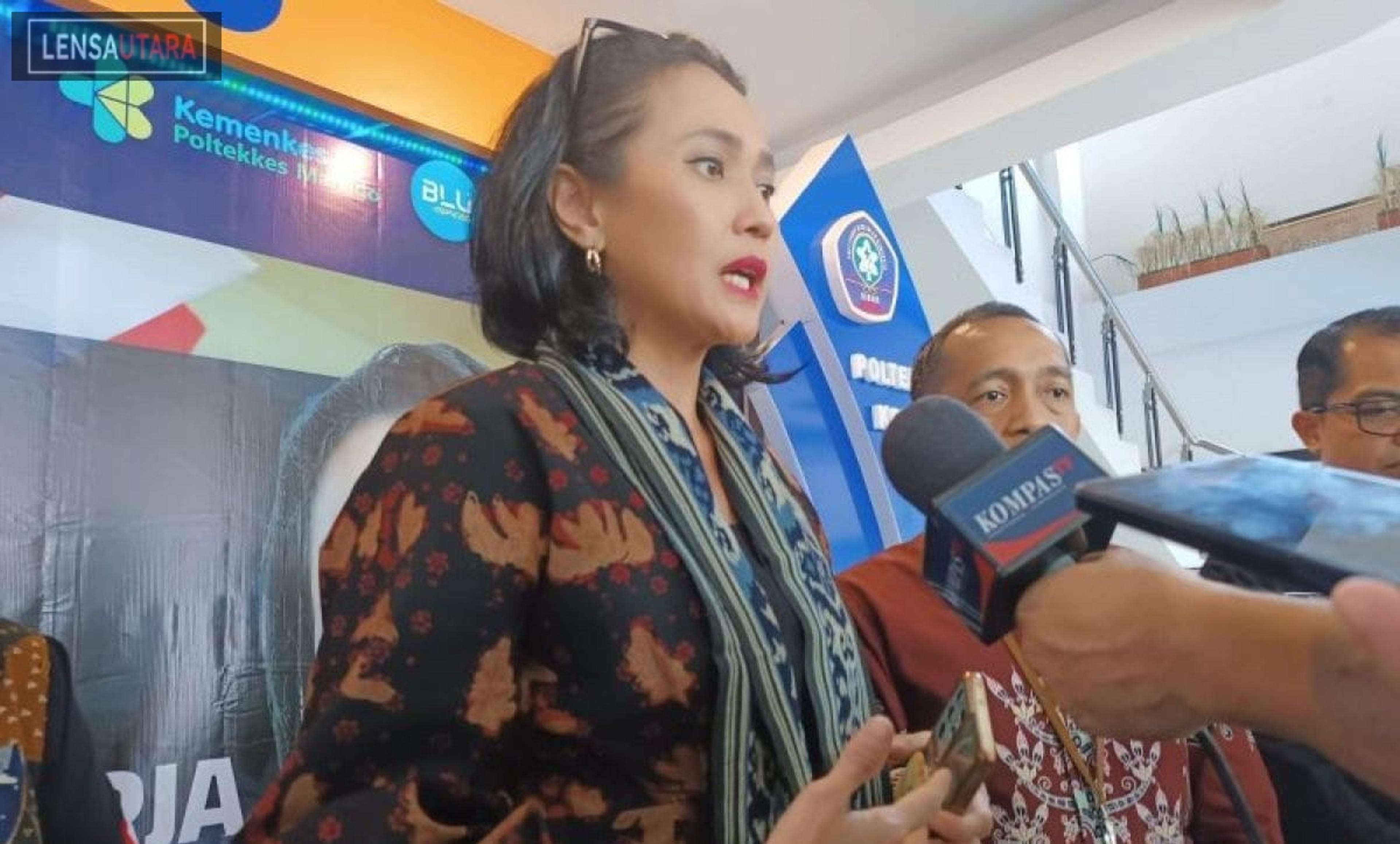 Lulusan Poltekkes Manado Diajak Wamen ChristinaBekerja ke Luar Negeri