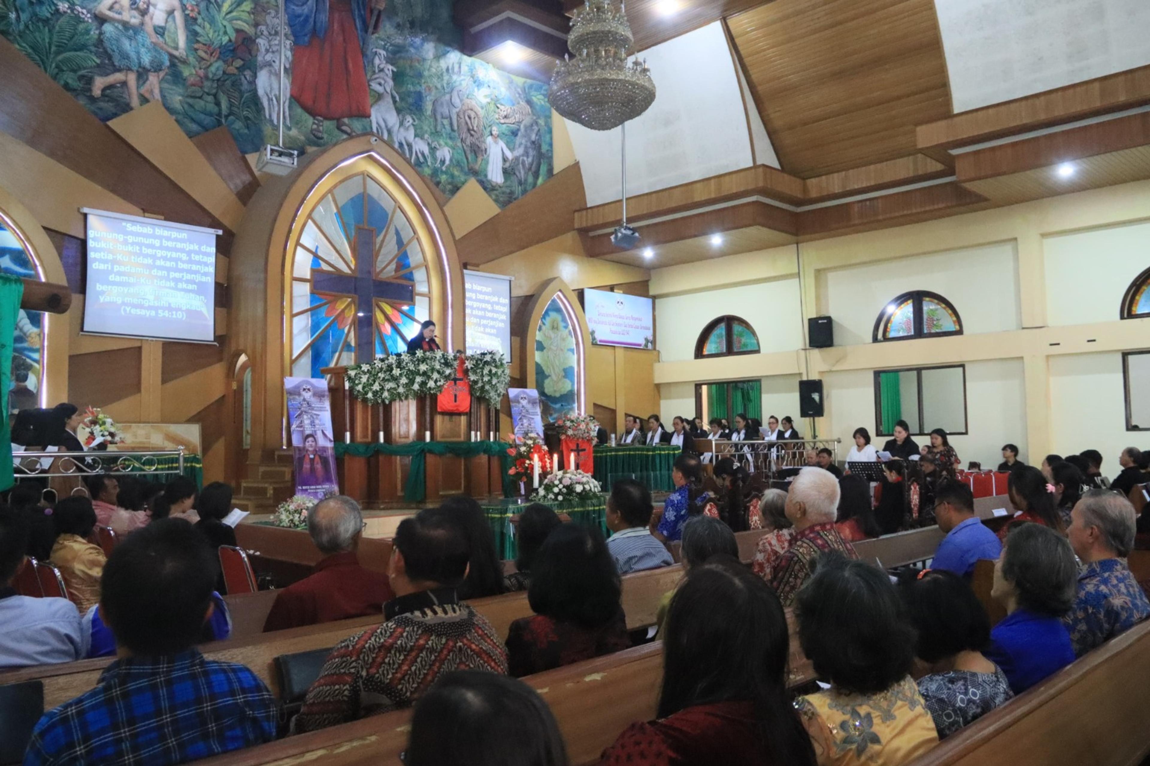 Caroll Harap Gereja Tetap Dukung Program Pemkot Tomohon