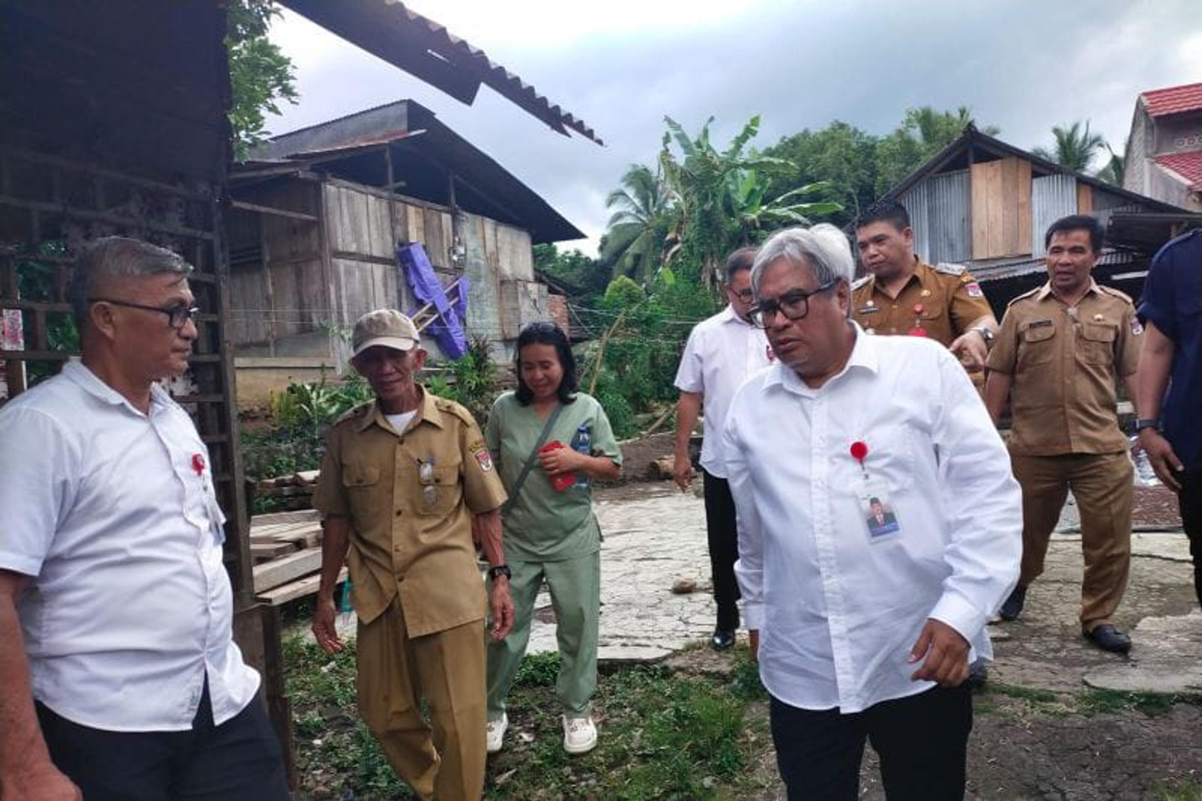 BKKBN Sulut Kunjungi Keluarga Anak Stunting di Kumelembuai