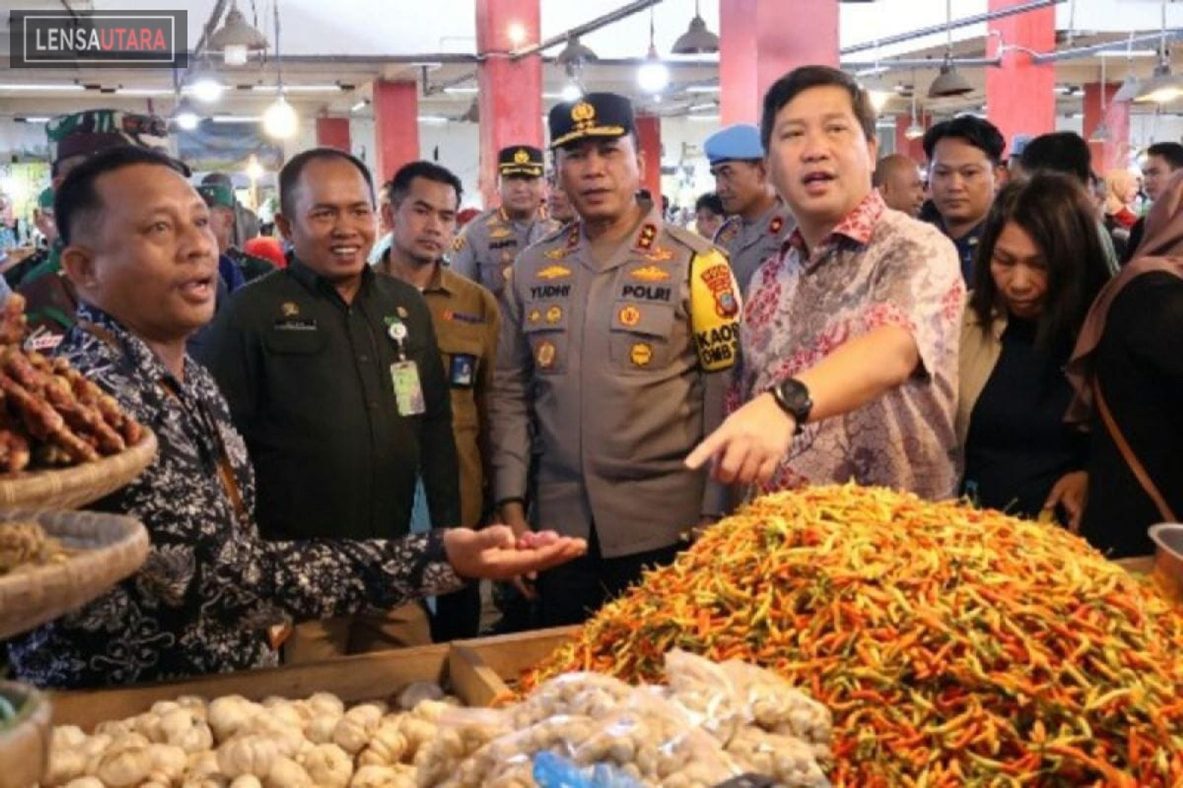 Ketersedian dan Harga Bahan Pokok di Pasar Dipantau Forkopimda Sulut