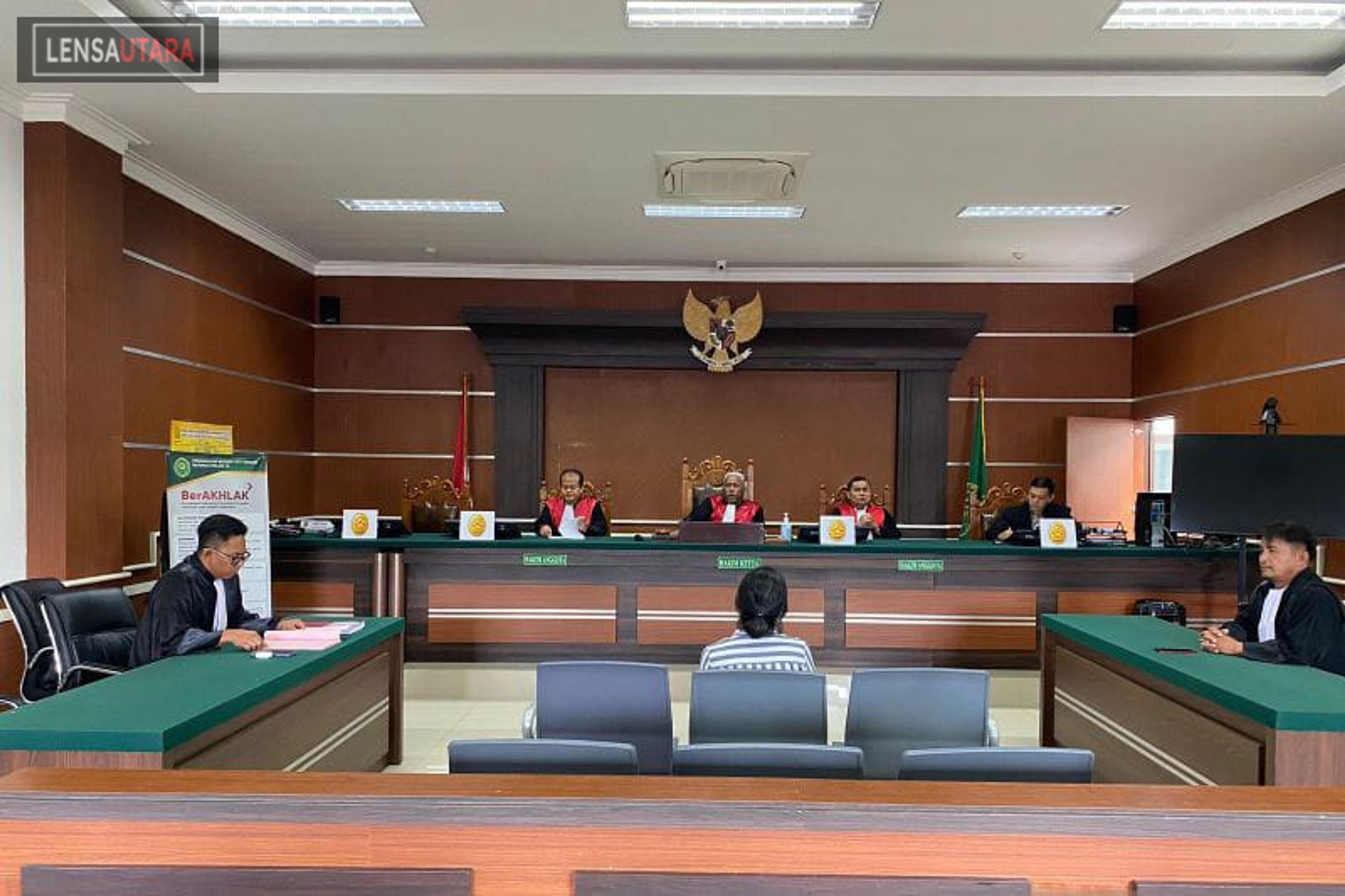 JPU Tuntut Mantan Pengelola UPC Pegadaian Manado Lima Tahun Penjara