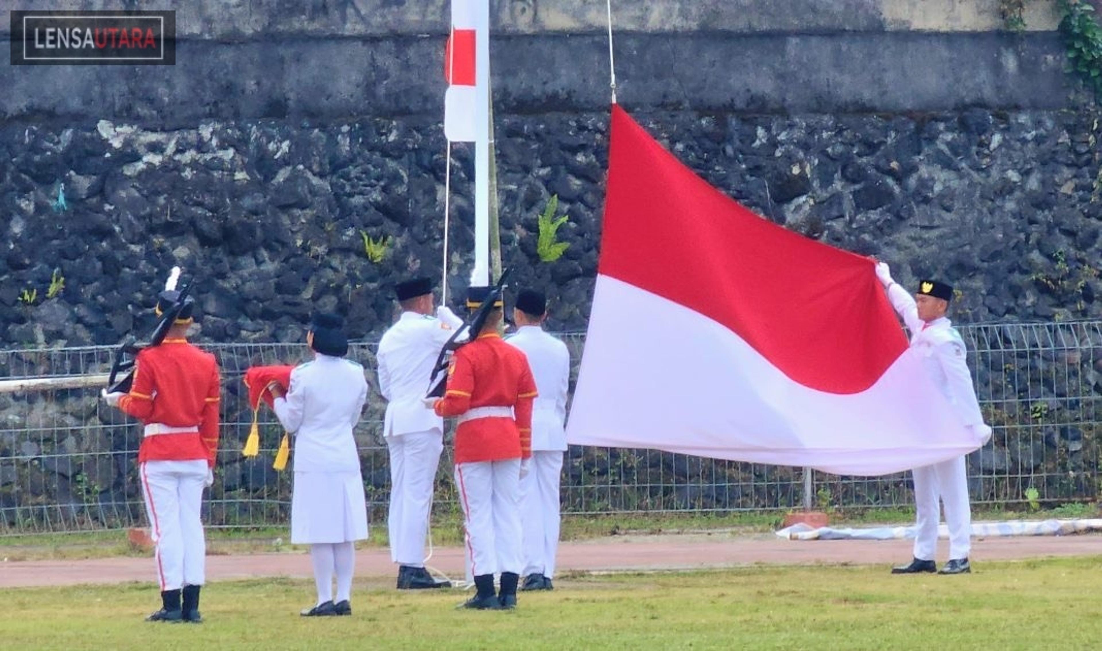 Berlangsung Khidmat, Walikota Caroll Irup HUT RI  ke 79 di Tomohon