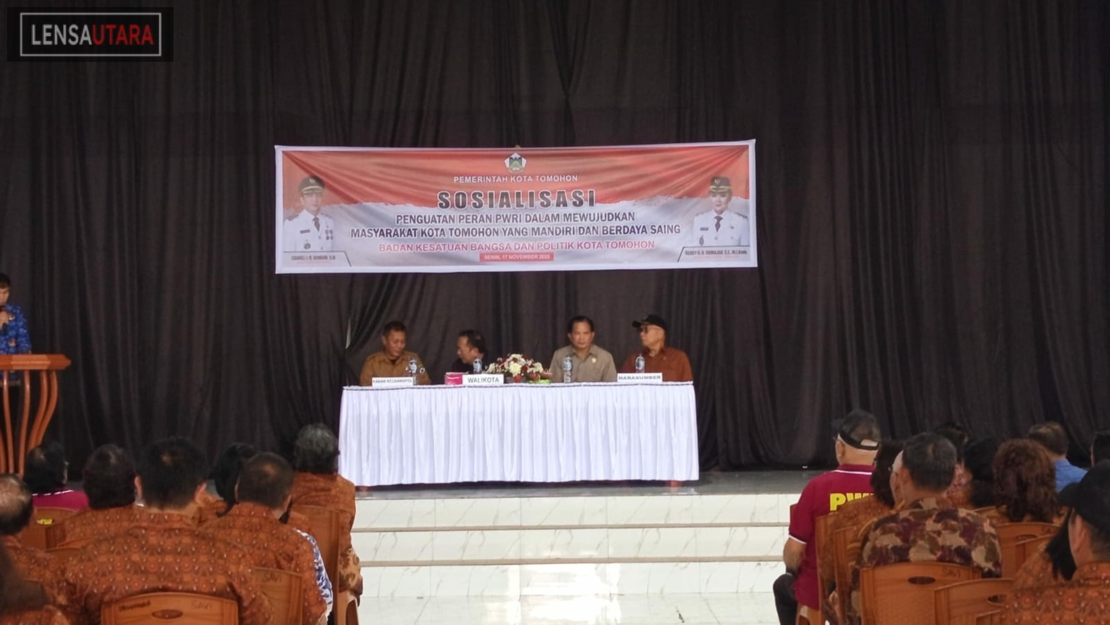 Sosialisasi Penguatan Peran PWRI Tomohon Digelar, Wali Kota: Teruslah Berkontribusi