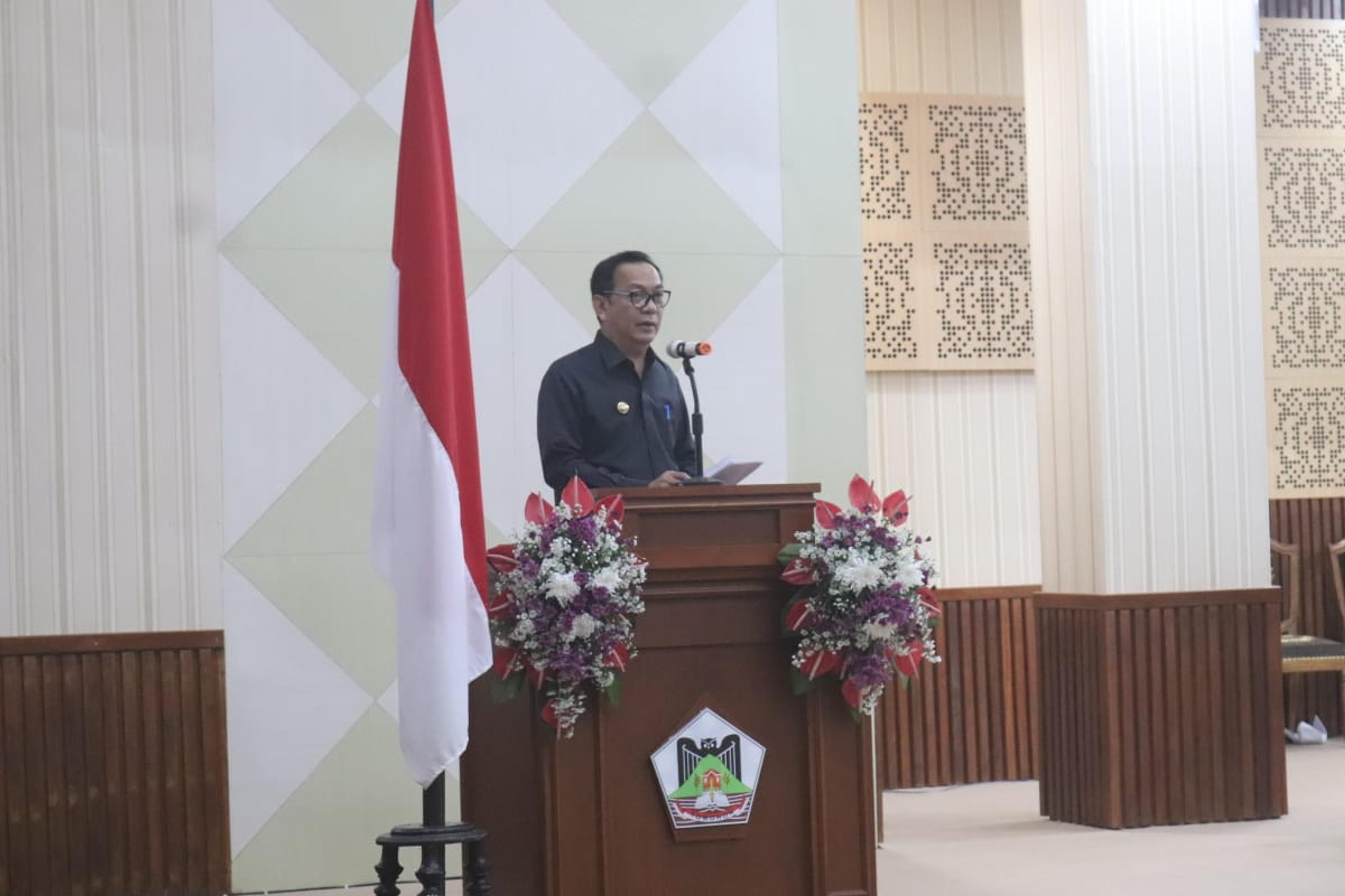 Dihadiri Walikota Caroll, Pemkot Tomohon Terima Rekomendasi dari DPRD