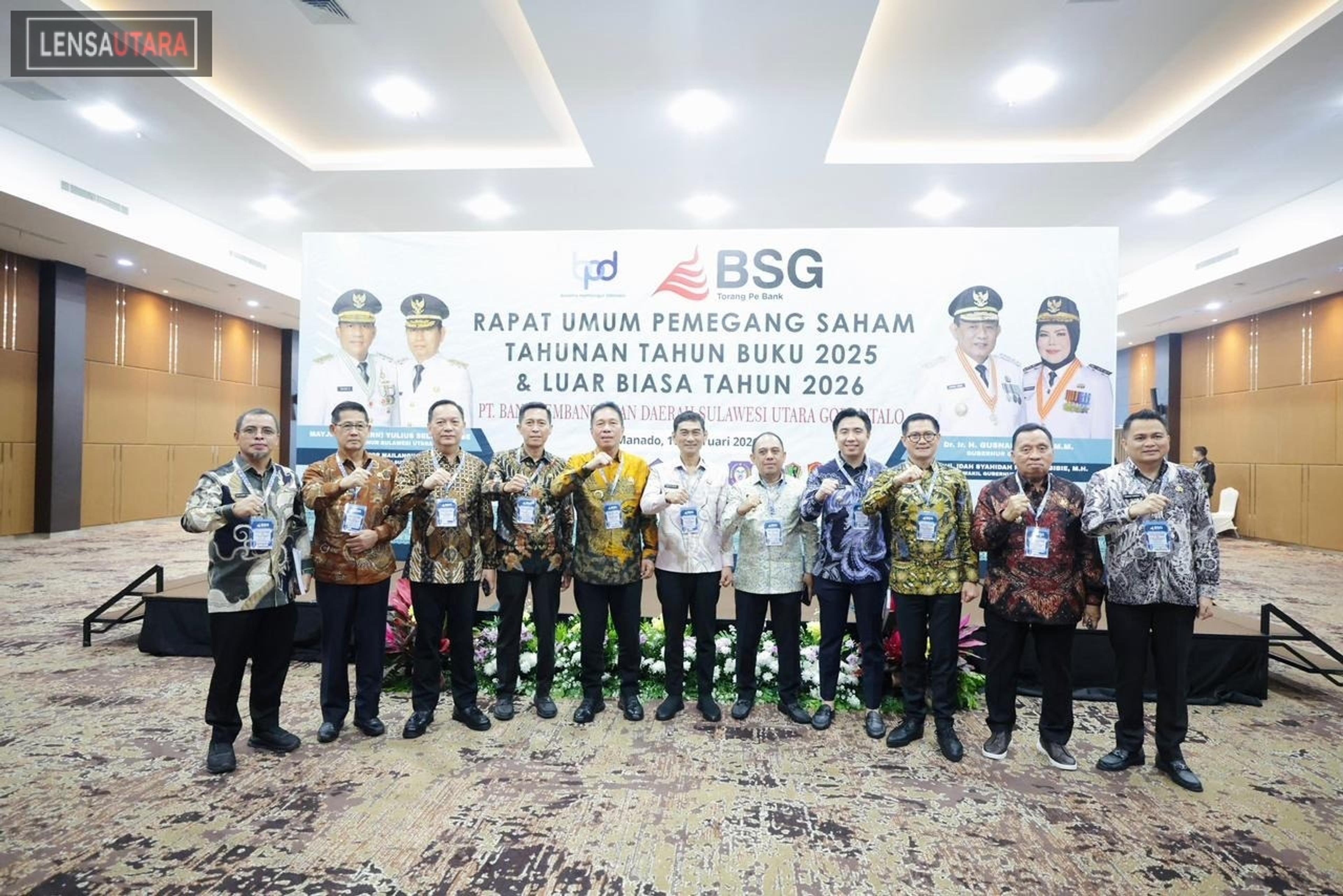 Wali Kota Caroll Senduk Ikut Hadiri RUPS Bank SulutGo