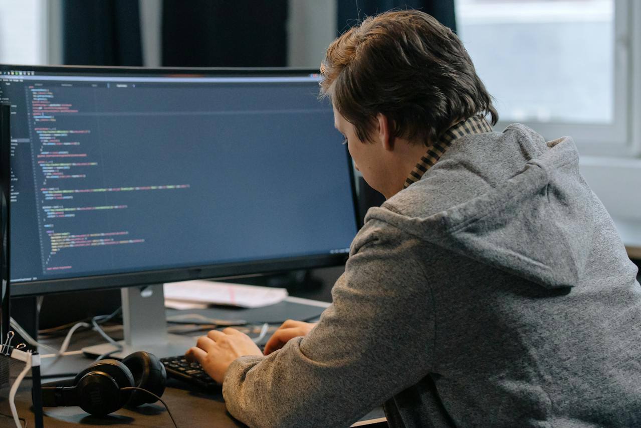 Desvendando o Poder dos Threat Commands na Cibersegurança
