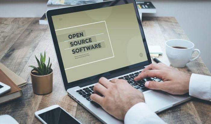 Open source data analysis software.