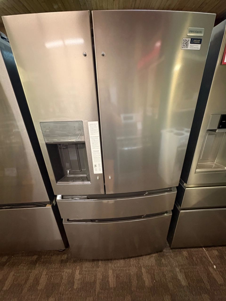 Frigidaire Refrigerators / Fridges, photo 1