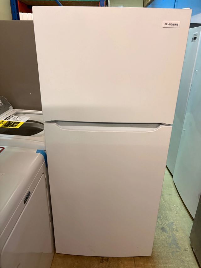 Frigidaire Refrigerators / Fridges