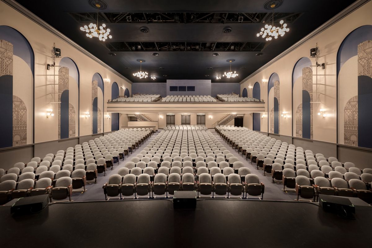 Step into the spotlight with our custom lighting at the @lebanonoperahouse ! ✨

From the elegant fixtures in the grand lobby to the statement lighting that e…