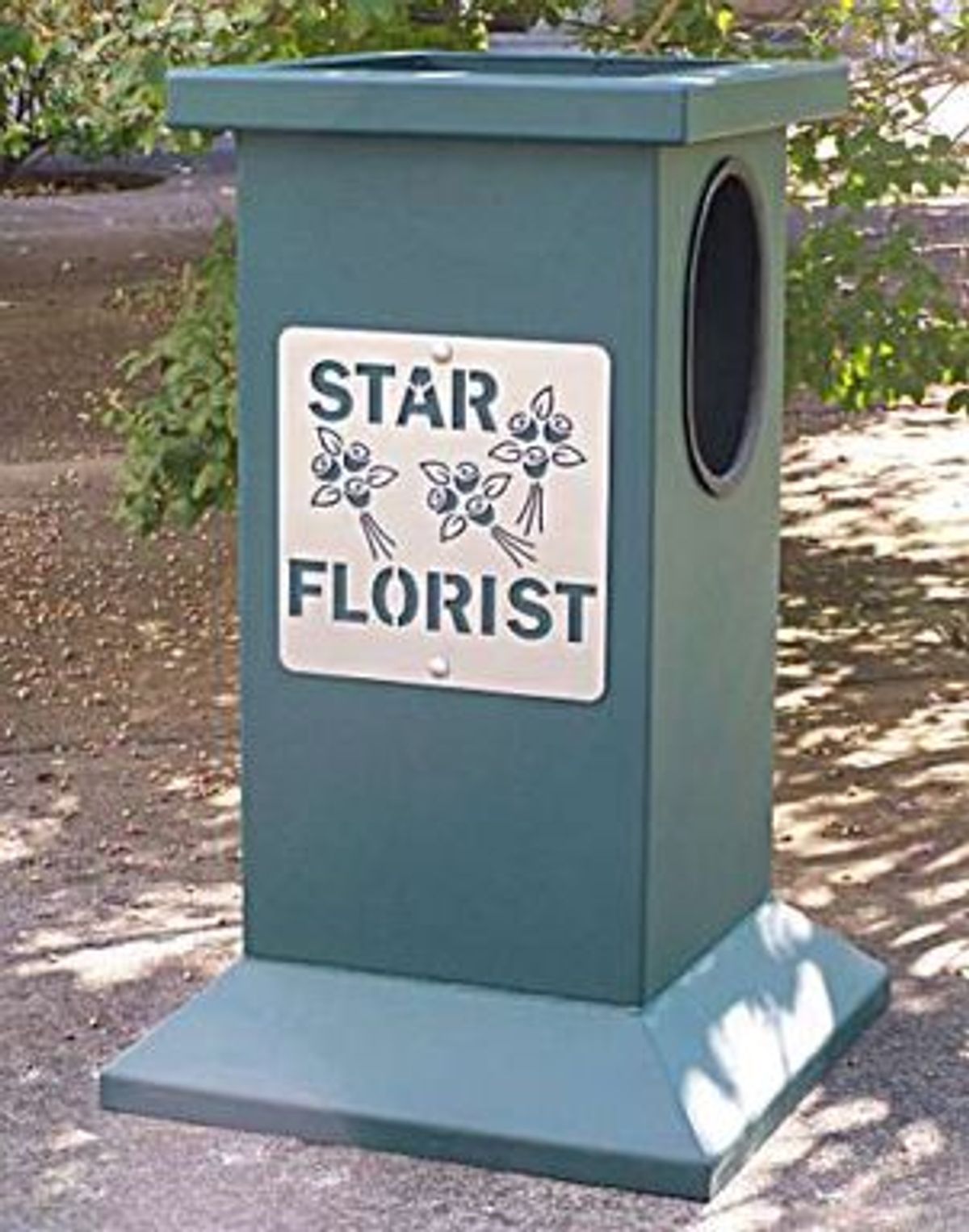 Legacy Ash-Trash Receptacle