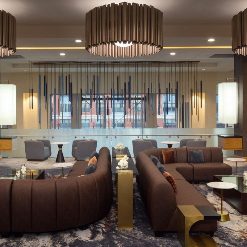 Shedding new light on luxury at the Arundel Preserve Hotel! ✨ This project featured stunning, custom-designed ceiling fixtures that perfectly complement the…