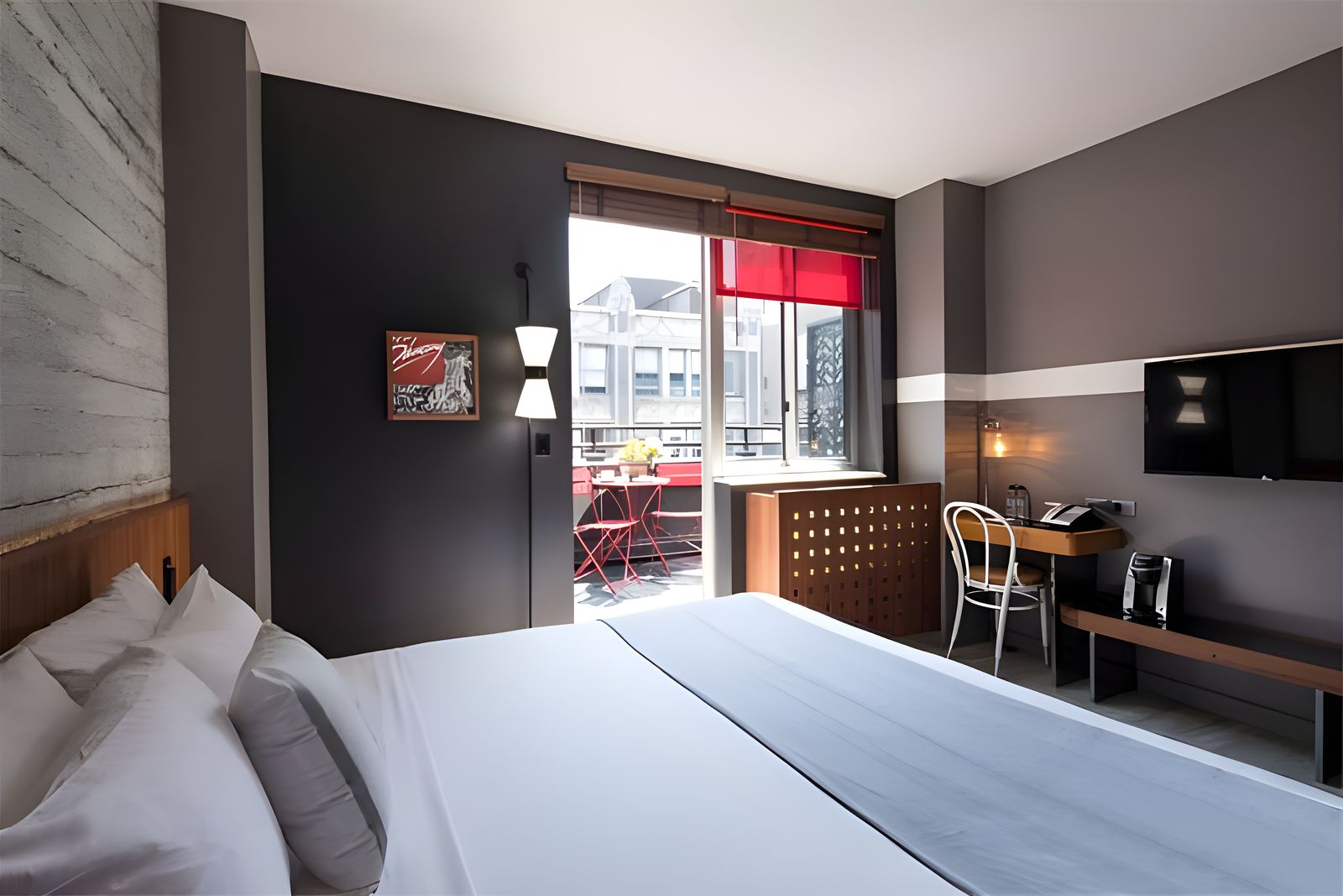 Hotel Henri Wall Sconce