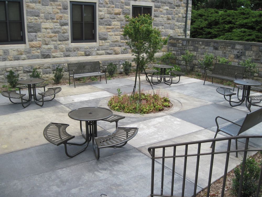 Campus Courtyard — photo 2