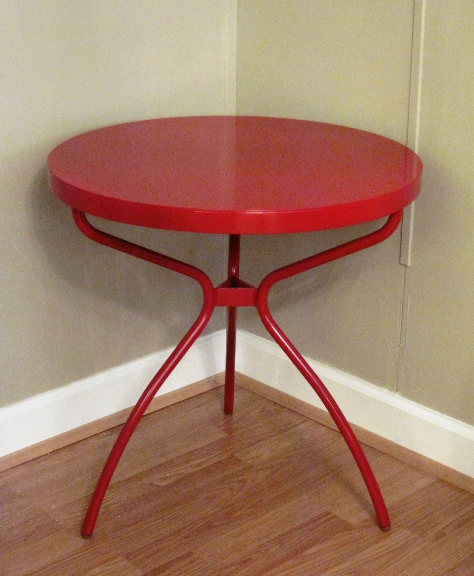 RF-T-0062-Red