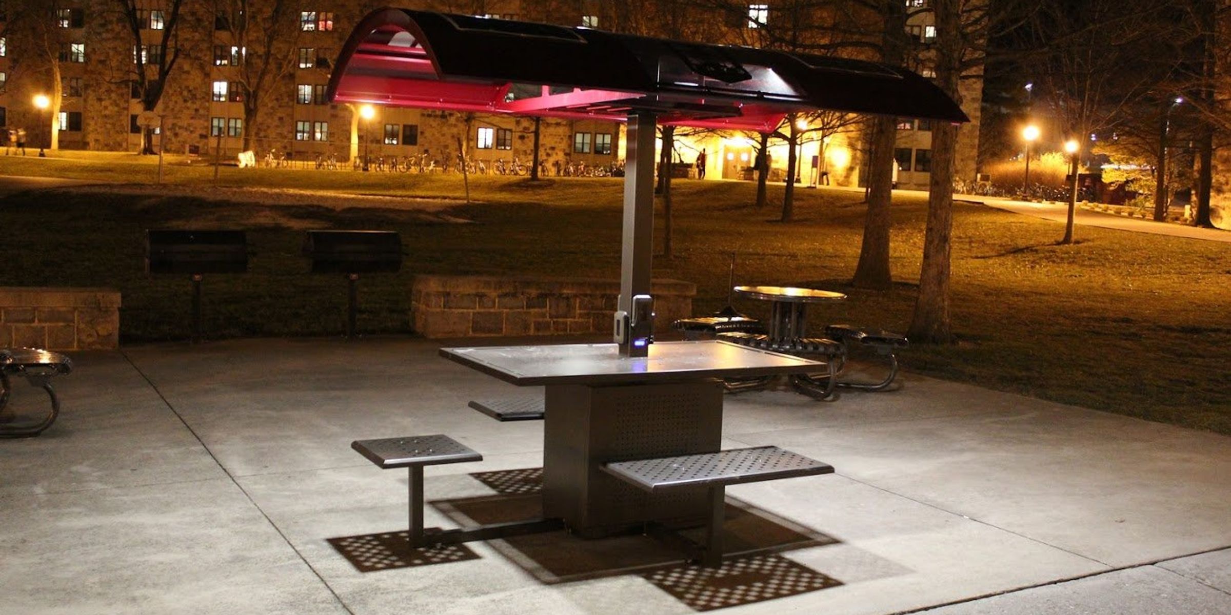 Virginia Tech – Solar Tables