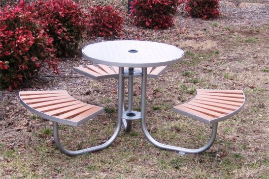 Three Seater Carousel Table