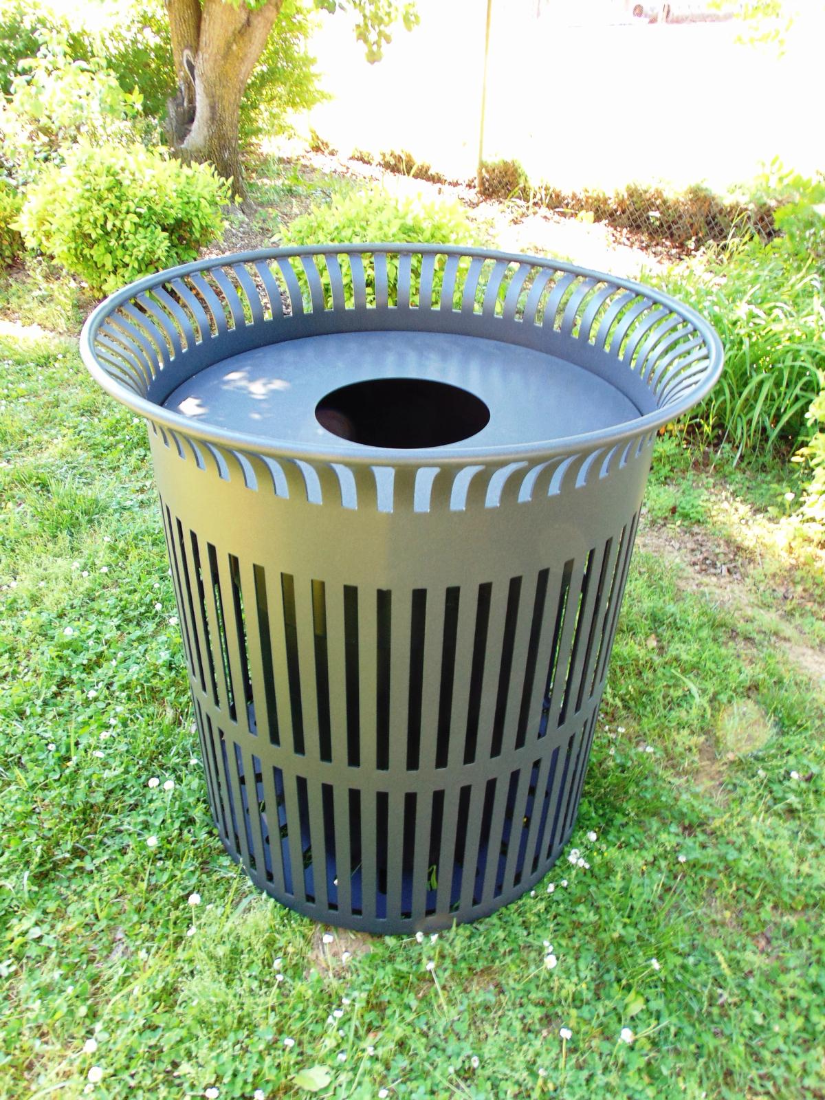 Star City Trash Receptacle