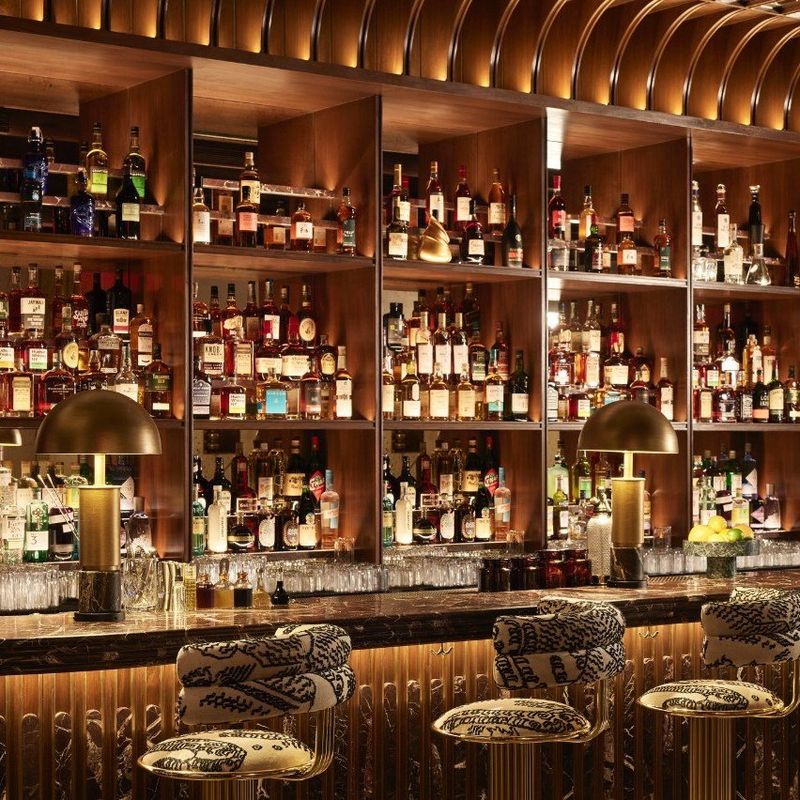 Subtle, elegant, and full of personality—our bar table lamps and sculptural sconces set the mood at Beef Bar in Tribeca, @beefbar_nyc . Each piece adds a lay…