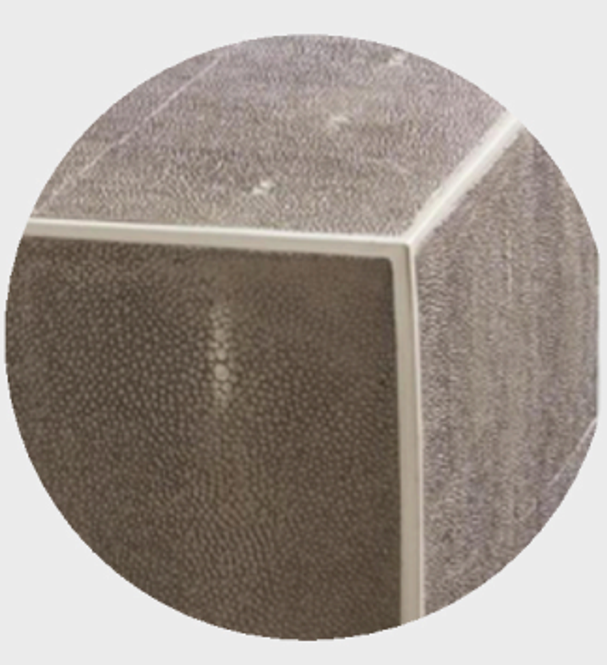 Odessa Pull Up Table — image 1