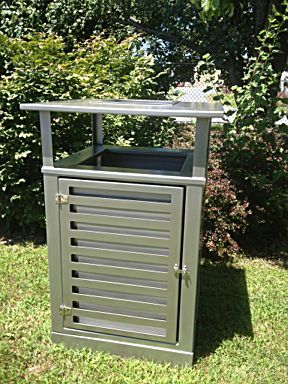 Jersey Garden Trash Receptacle
