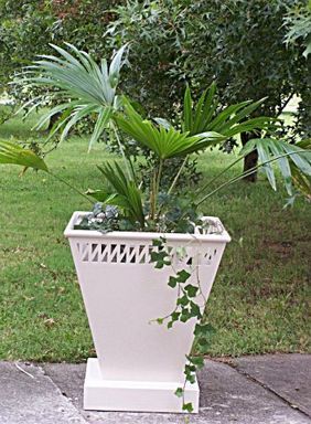 Finesse Planter