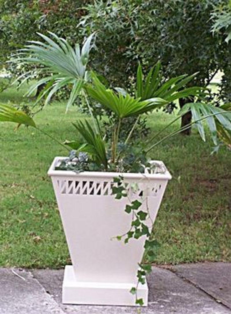 Finesse Planter