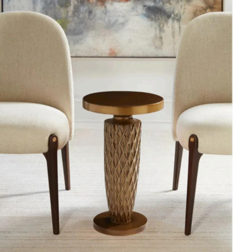 Vesper Pull Up Table